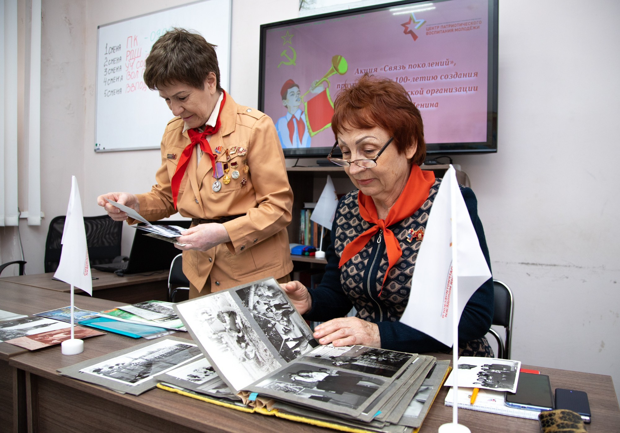 100-летие пионерии. Репортажный, промышленный и маркетплейс-фотограф Дмитрий Чернат