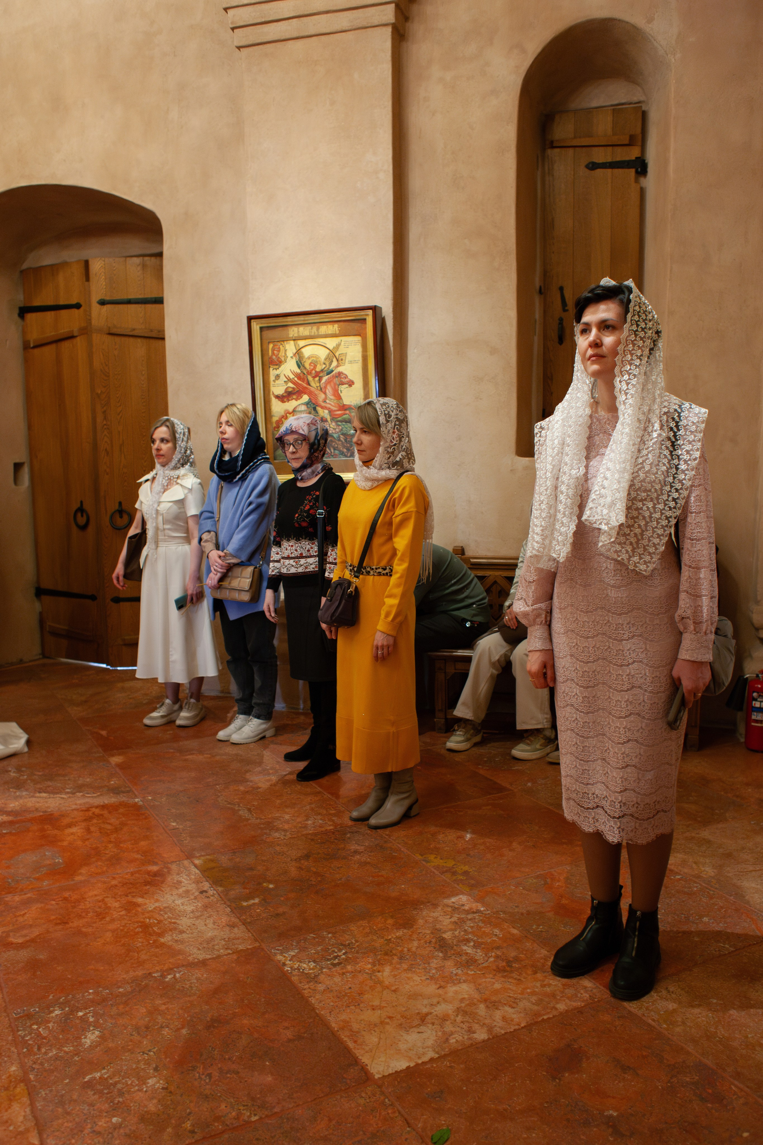 Венчание в храме Антипы Пергамского, стиль «ORWO UT21». Фотограф на крещение/венчание