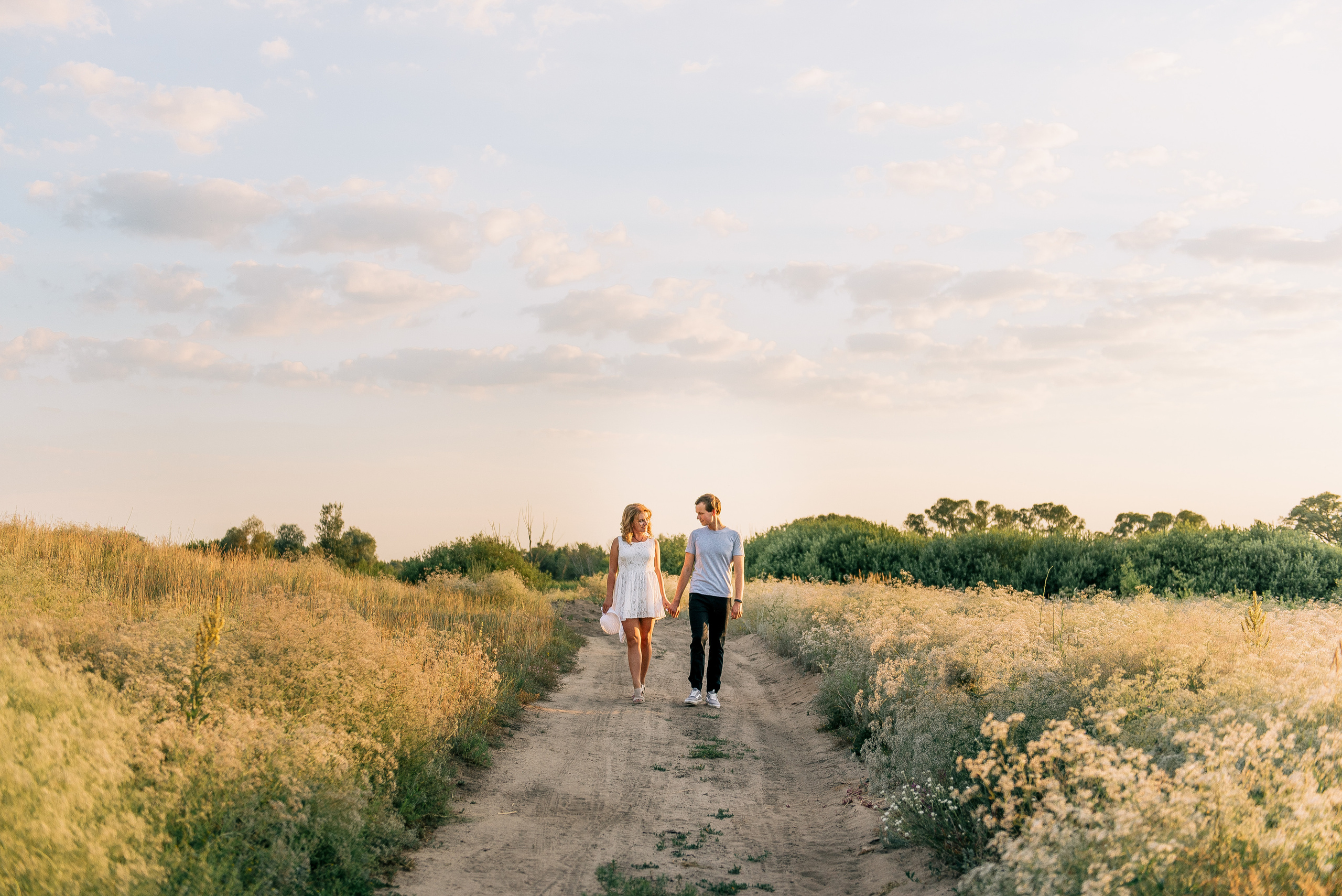 Живая и трогательная съемка love-story в Воронеже. Свадебный и семейный фотограф в Воронеже и за границей