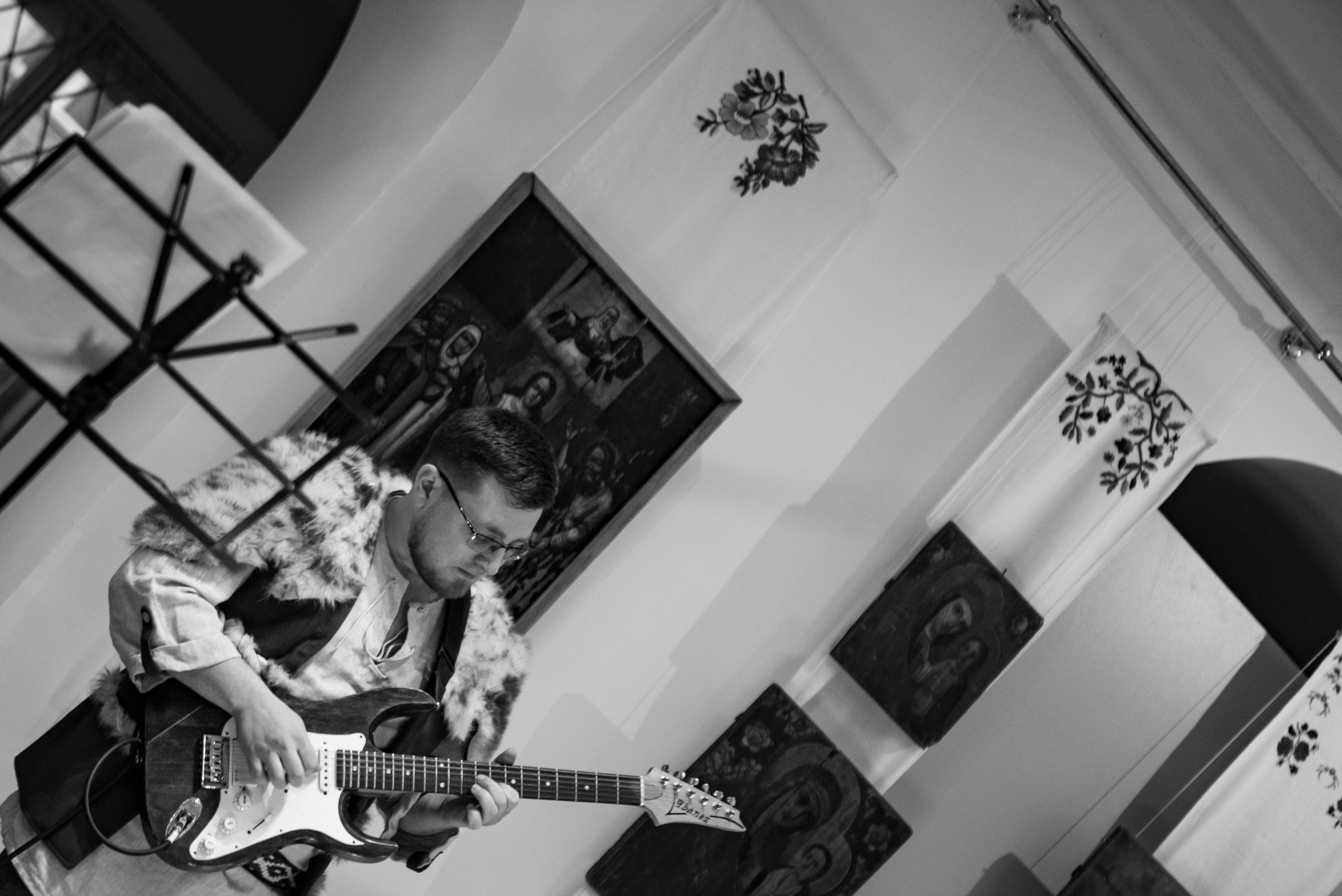 Чечерская Лютня & С#m. Автомобильный и интерьерный фотограф в Минске Александр Тагаев