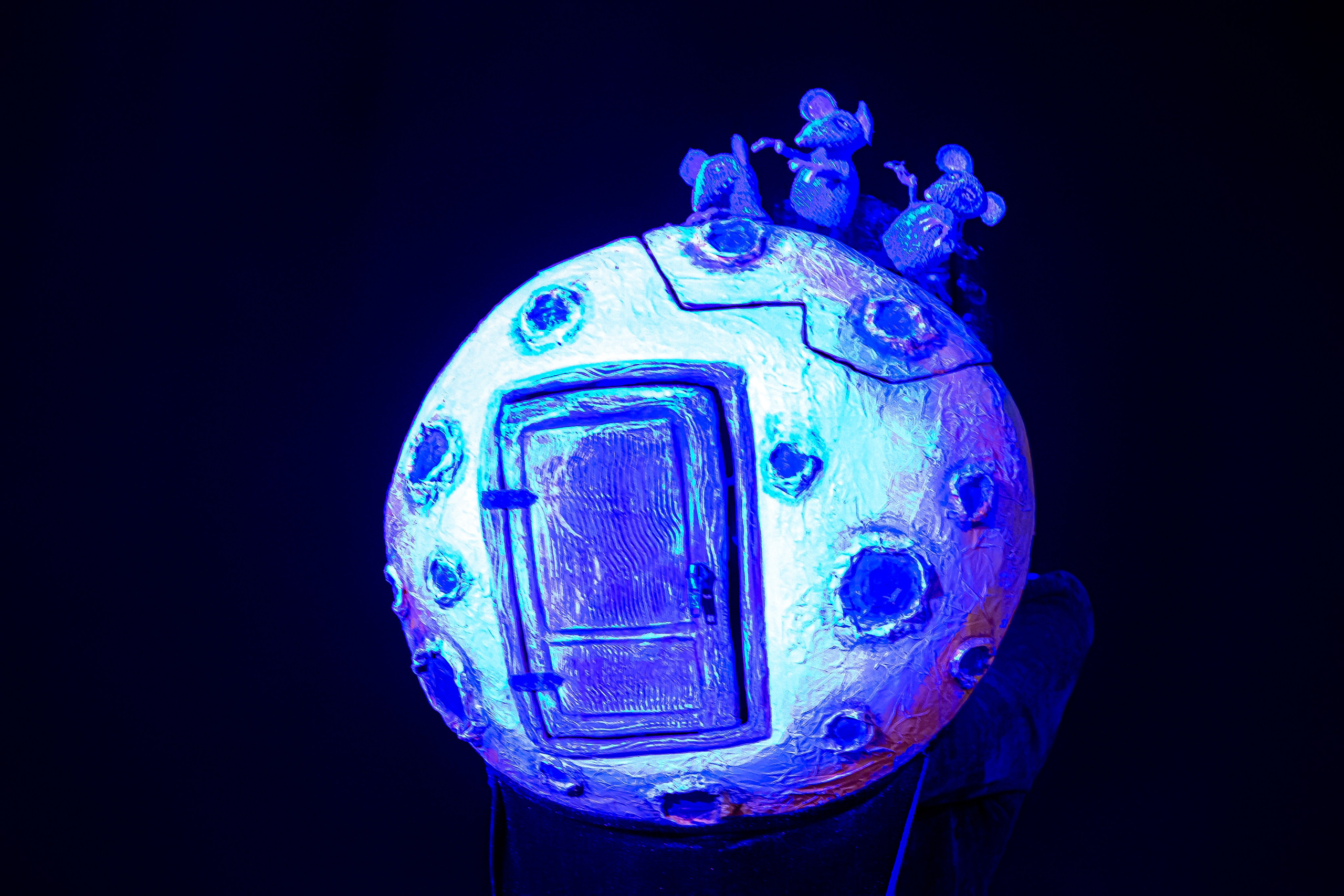 Человек с луны — спектакль кукольного театр Саквояж. Фотограф в Сочи Юрий Шептаев