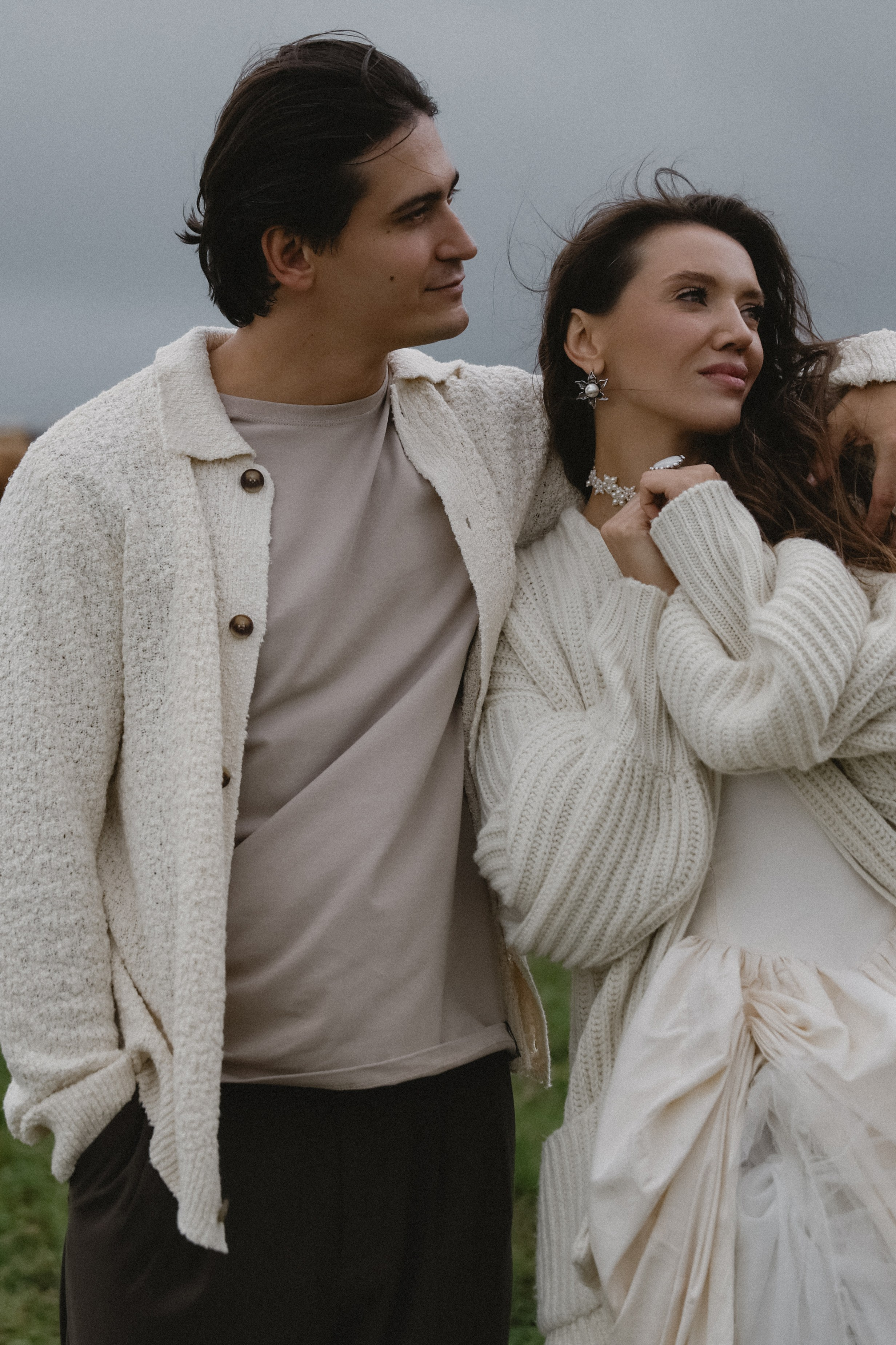 Утро невесты в глэмпинге свадебная фотосессия на Джилы-Су Приэльбрусье. Свадебный, репортажный и портретный фотограф Сочи, Краснодар. Александра Зайцева