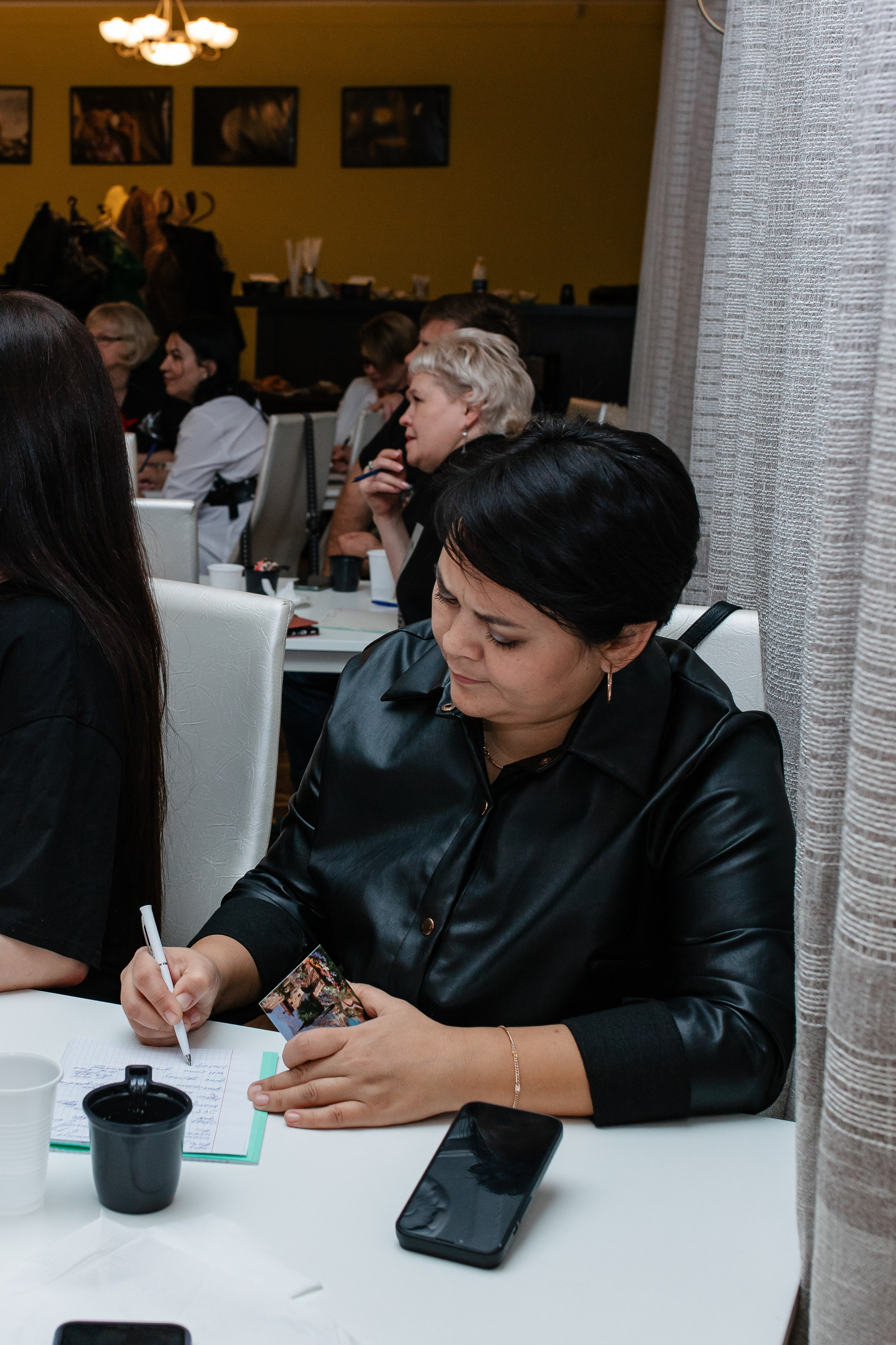 Мастер-класс для банкетных ведущих. Октябрь 2024. Фотограф Пермь. Свадьбы. Семья и дети, школа, д. сад. Фотокниги