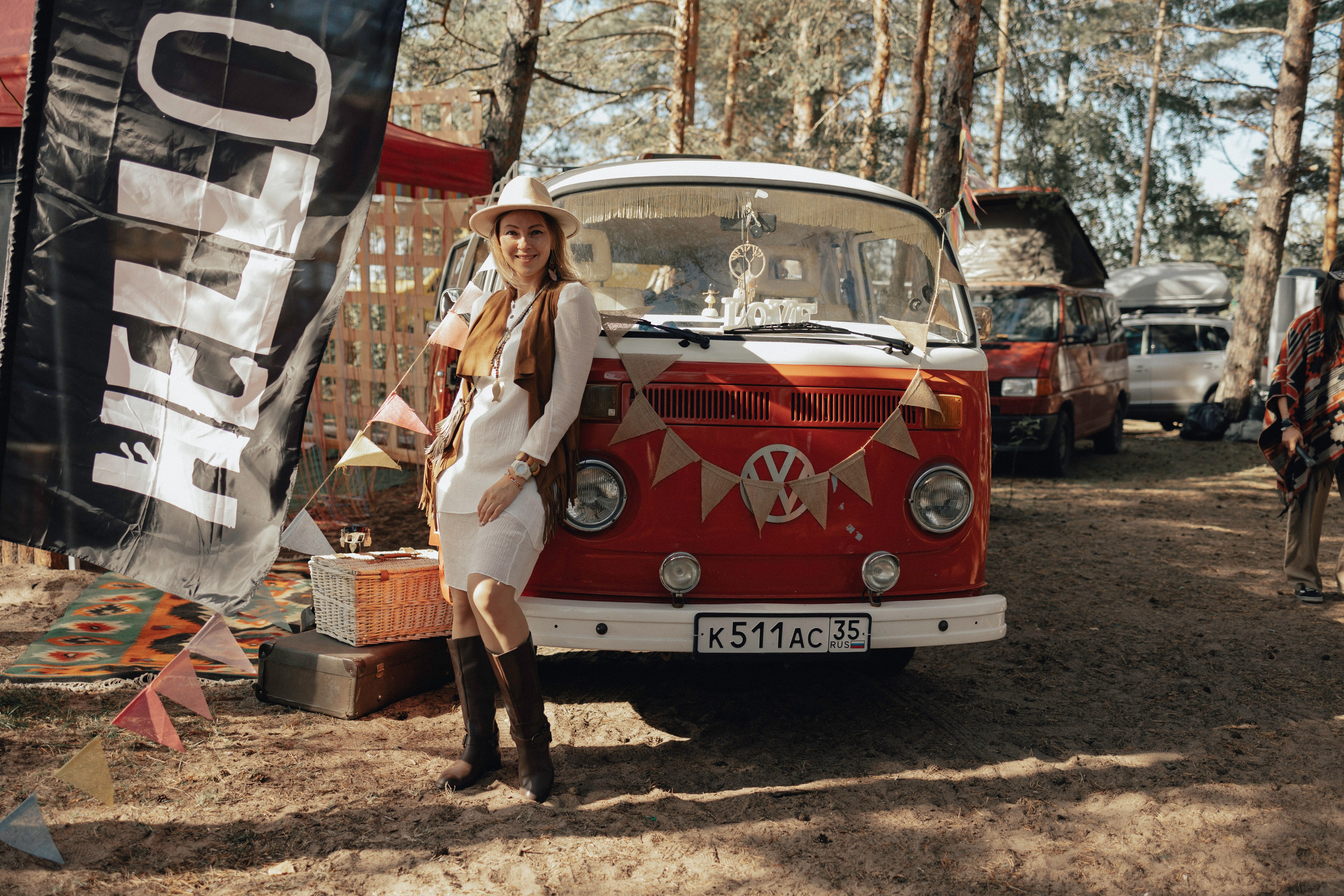 Фестиваль Hello Camper закрытие 2023. Репортажный и портретный фотограф в Санктпетербурге. Видиосъемка мероприятий в Санкт-Петербурге