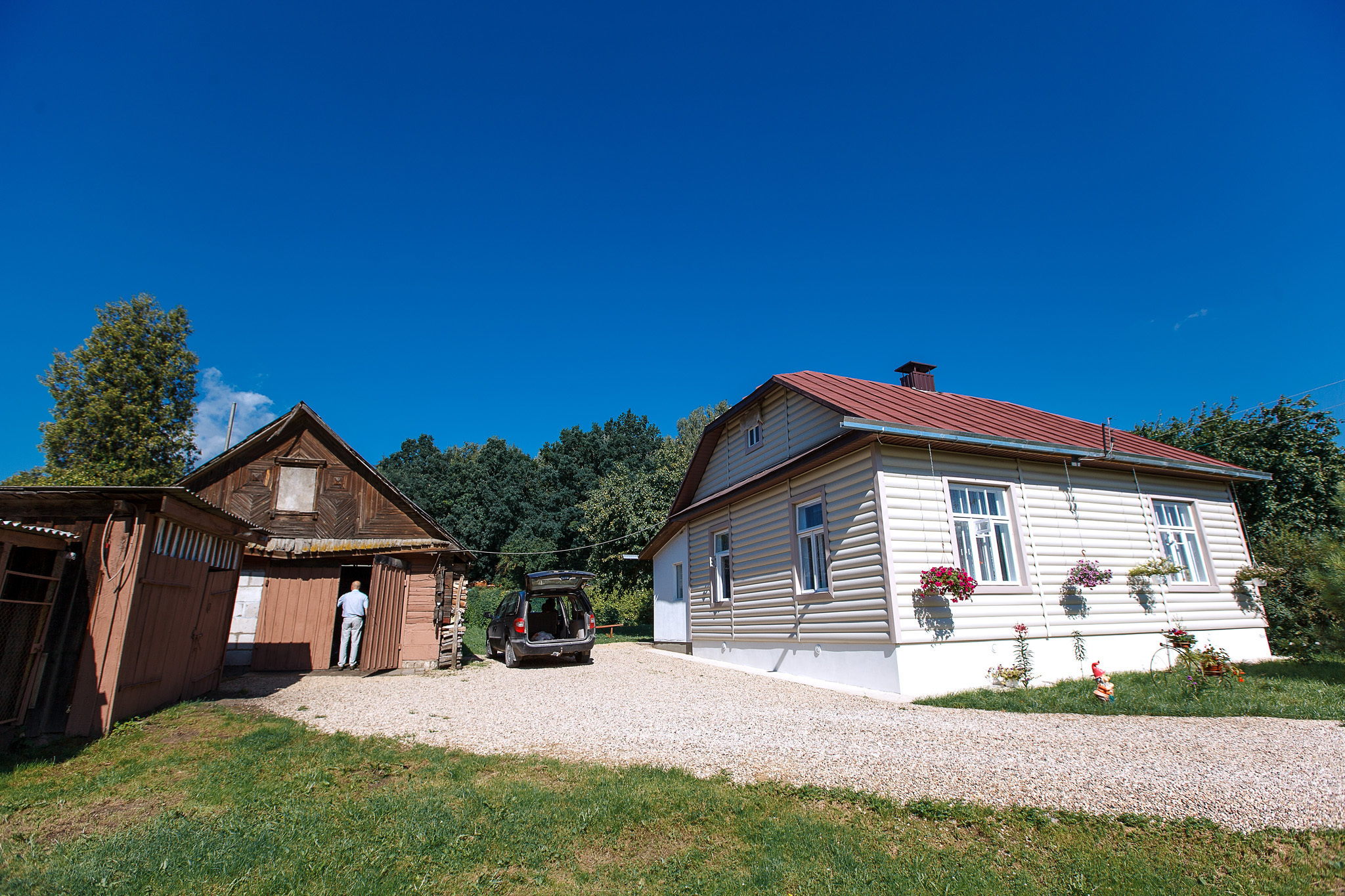 дом невесты общим планом.