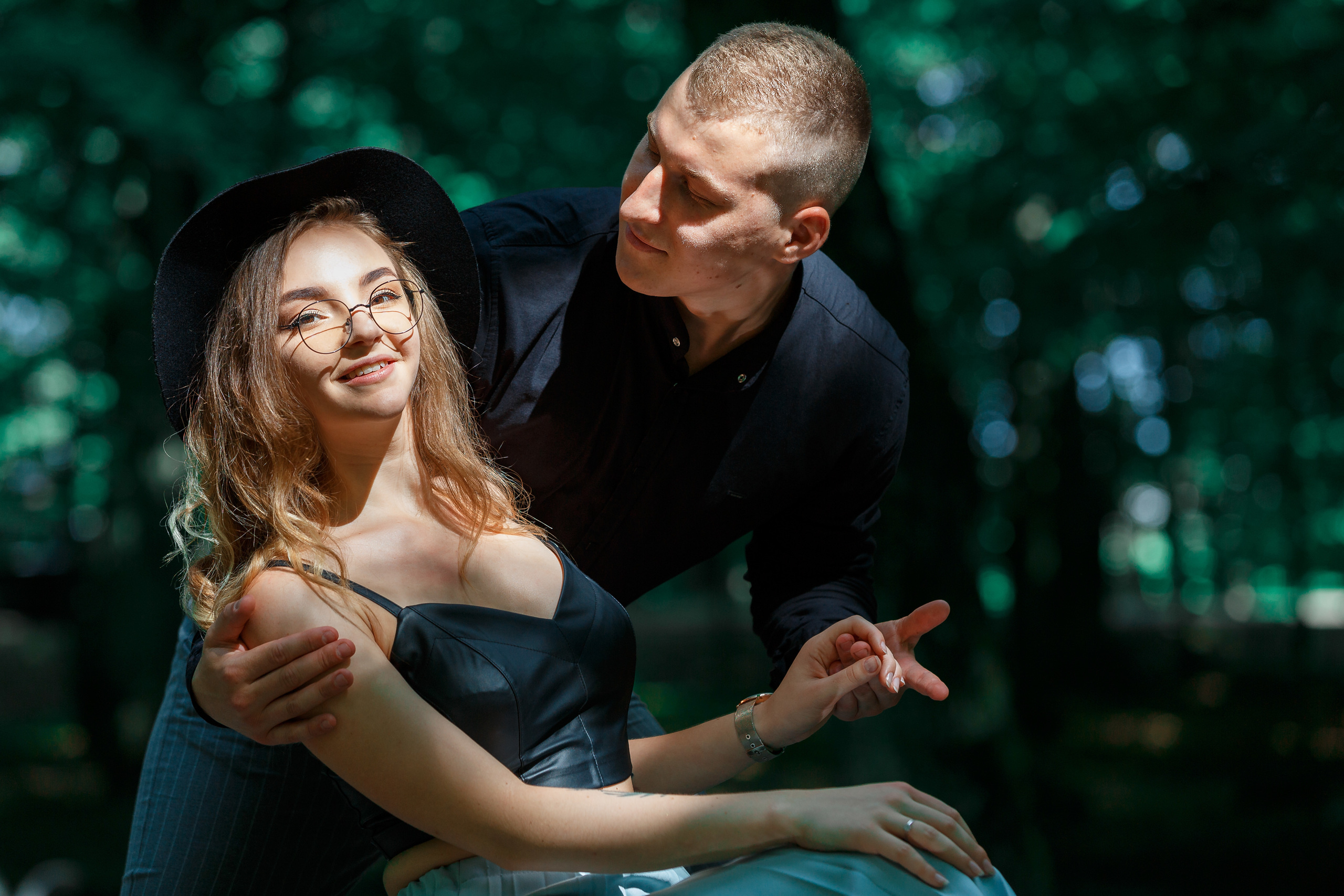 Love Story или предсвадебная фотосессия в Барановичах и Несвиже. Свадебный фотограф в Барановичах Вячеслав Шах-Гусейнов, фотошкола