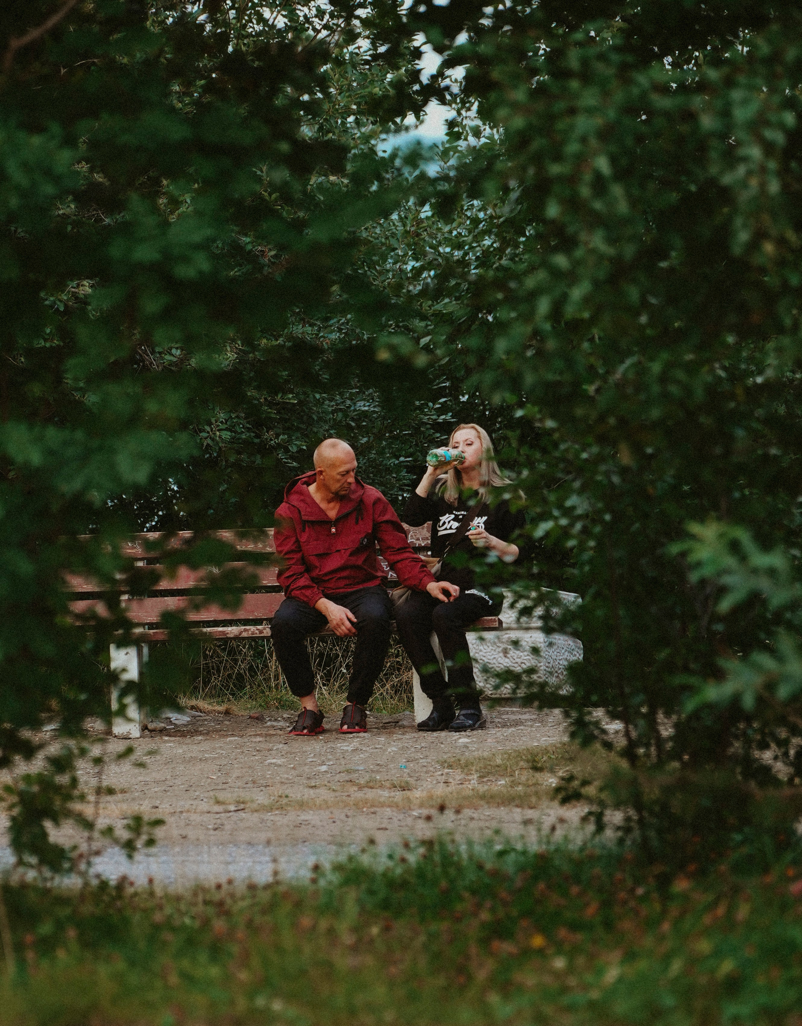 2024. Стрит-фотография, полная абсурда, идиотизма и красоты