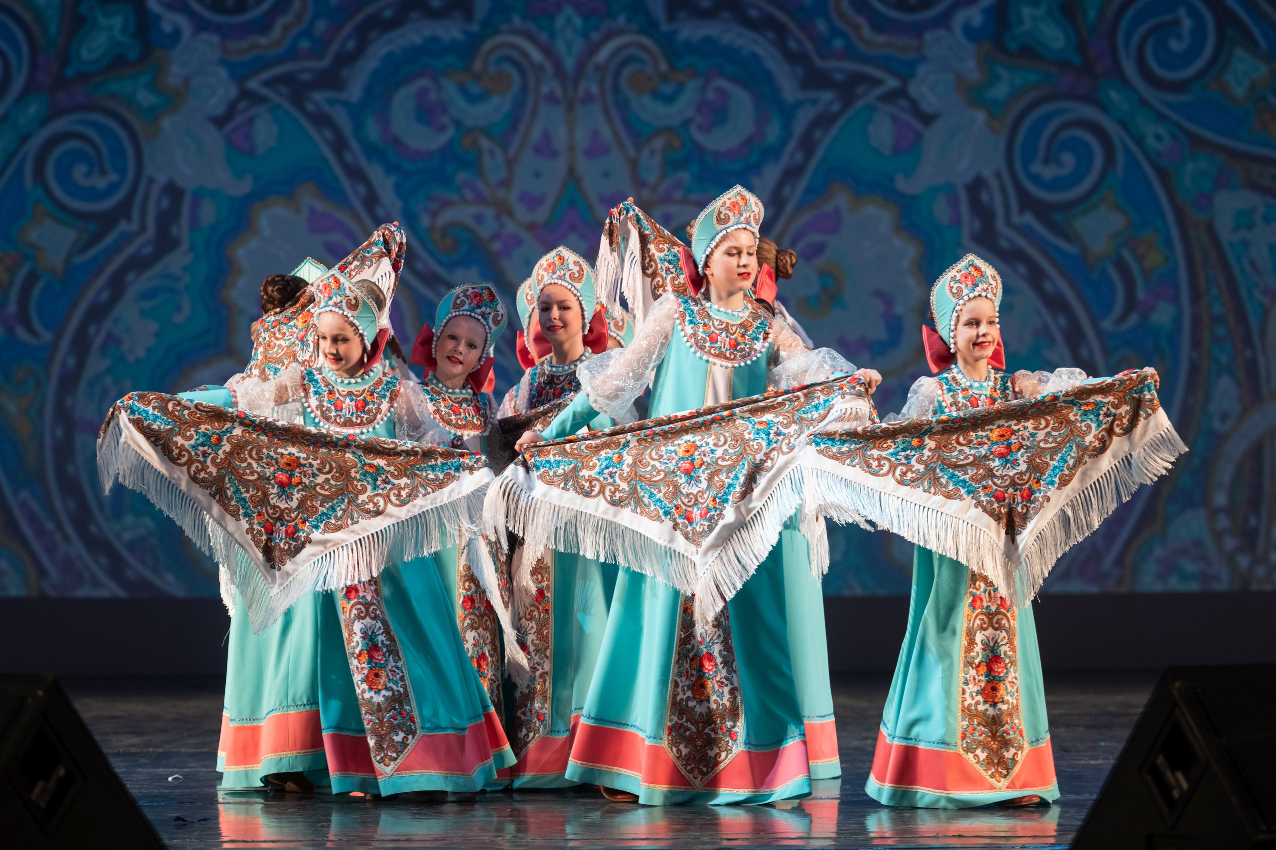 15 сентября, концерт БКЗ. Золотое яблочко