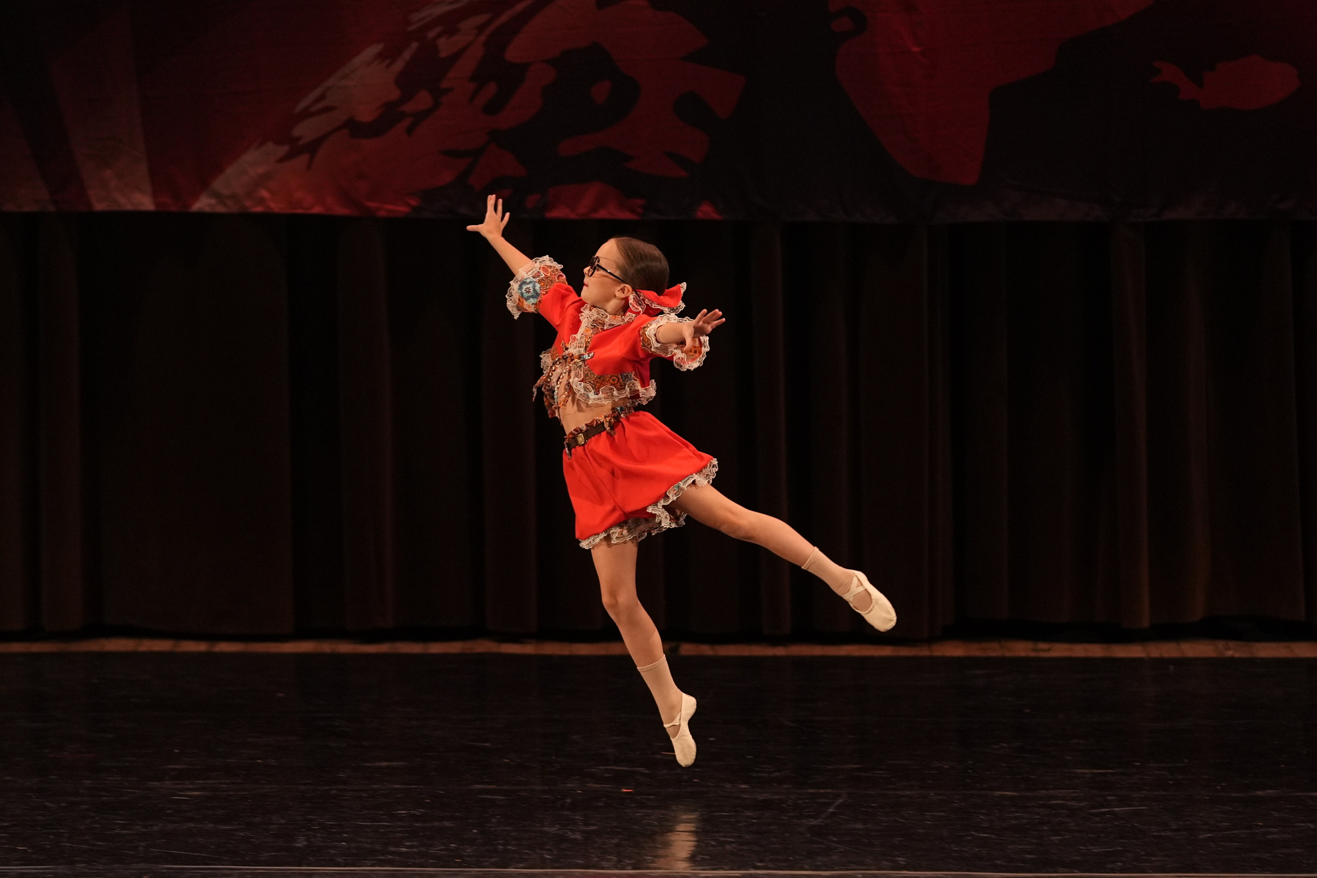 7 декабря, блок 2, г. Москва. Золотое яблочко