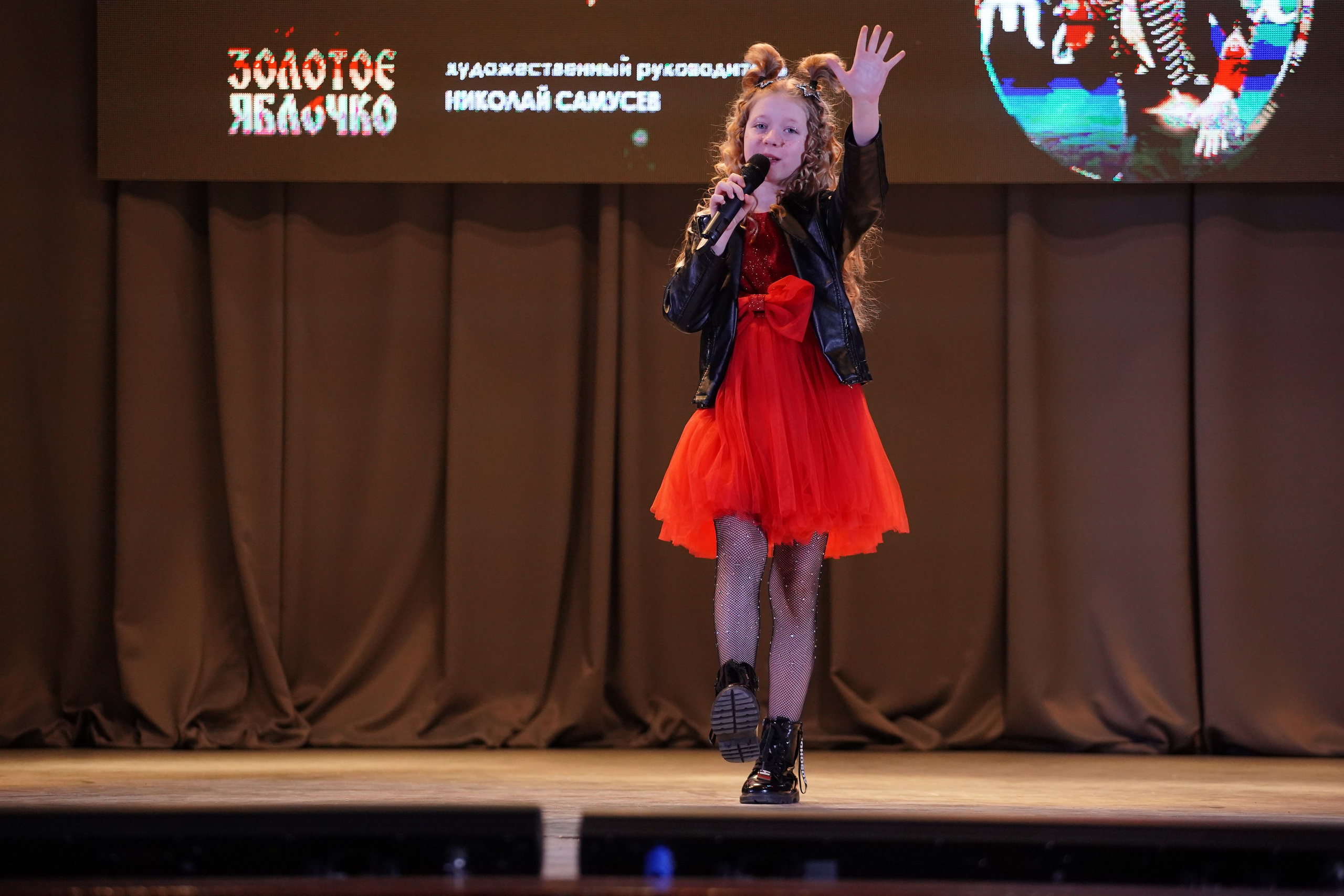 23 февраля, г. Новосибирск. Золотое яблочко