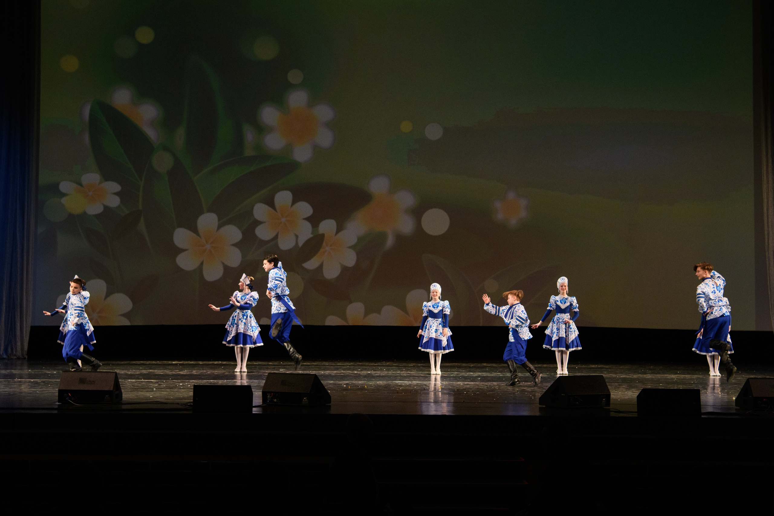 23 апреля, часть 2, БКЗ Октябрьский, г. Санкт-Петербург. Золотое яблочко