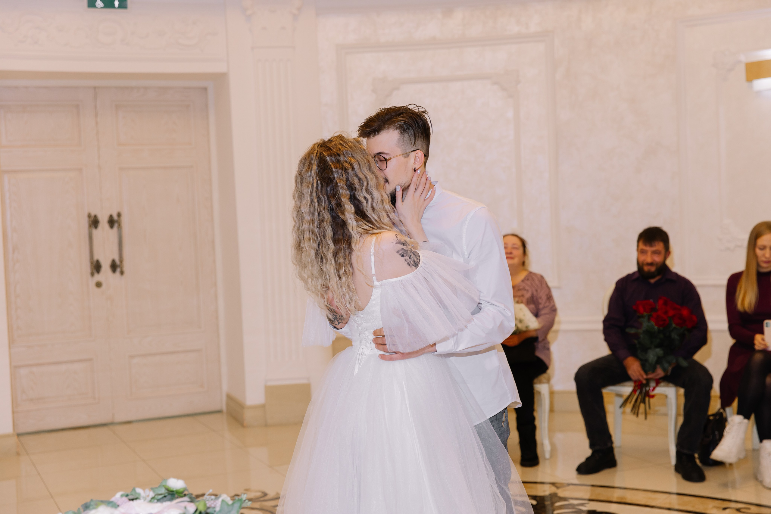 ЦЕНТРАЛЬНЫЙ ЗАГС НОВОСИБИРСКА Влад & Кристина. Свадебный фотограф в Новосибирске Лидия Александровна