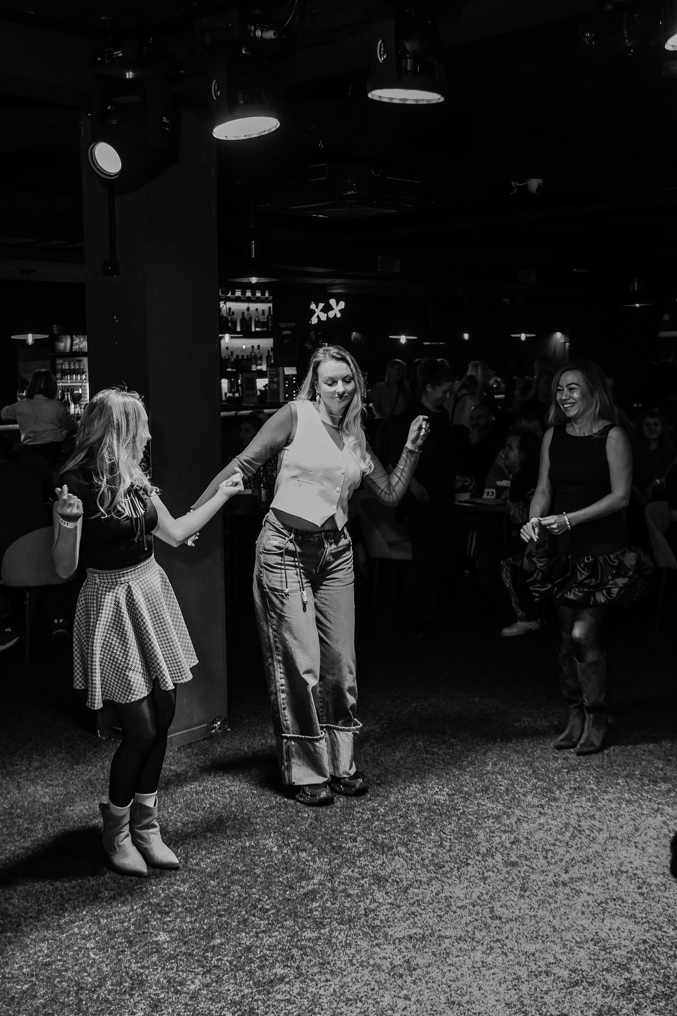 Дискотека под хиты 2000 в Истории. Фотограф Юлия Мальцева