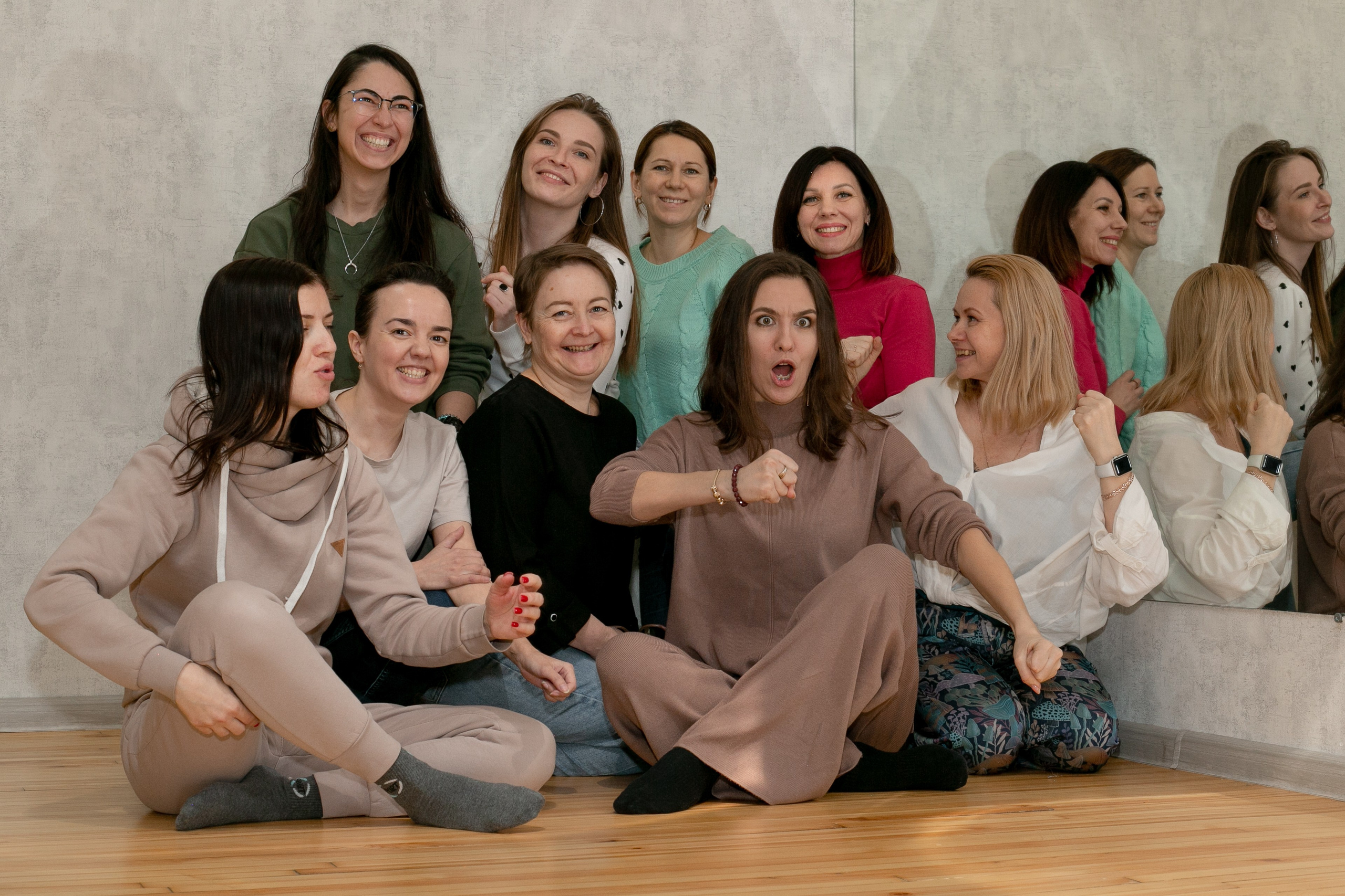 Тренинг «Свобода голоса» Алёны Борздой. Фотограф в Новосибирске Краснова Евгения