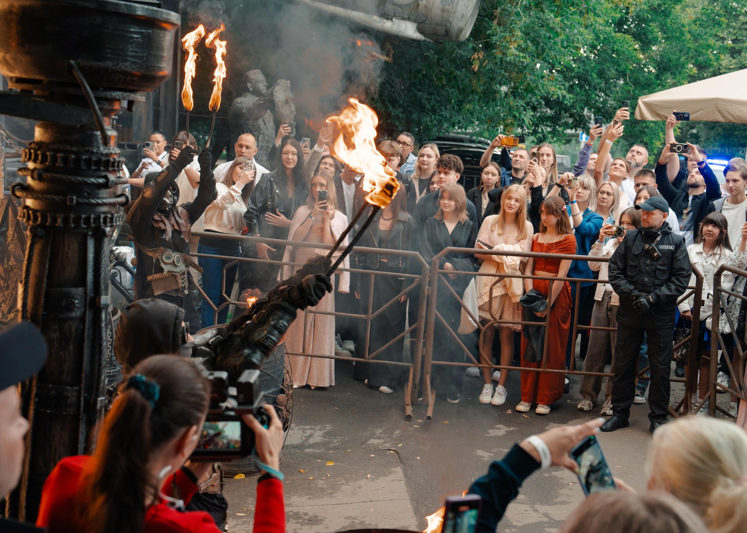 Выпускной Байк Центр «Ночные волки» 11 класс. Крамер Юлиана детский и семейный фотограф