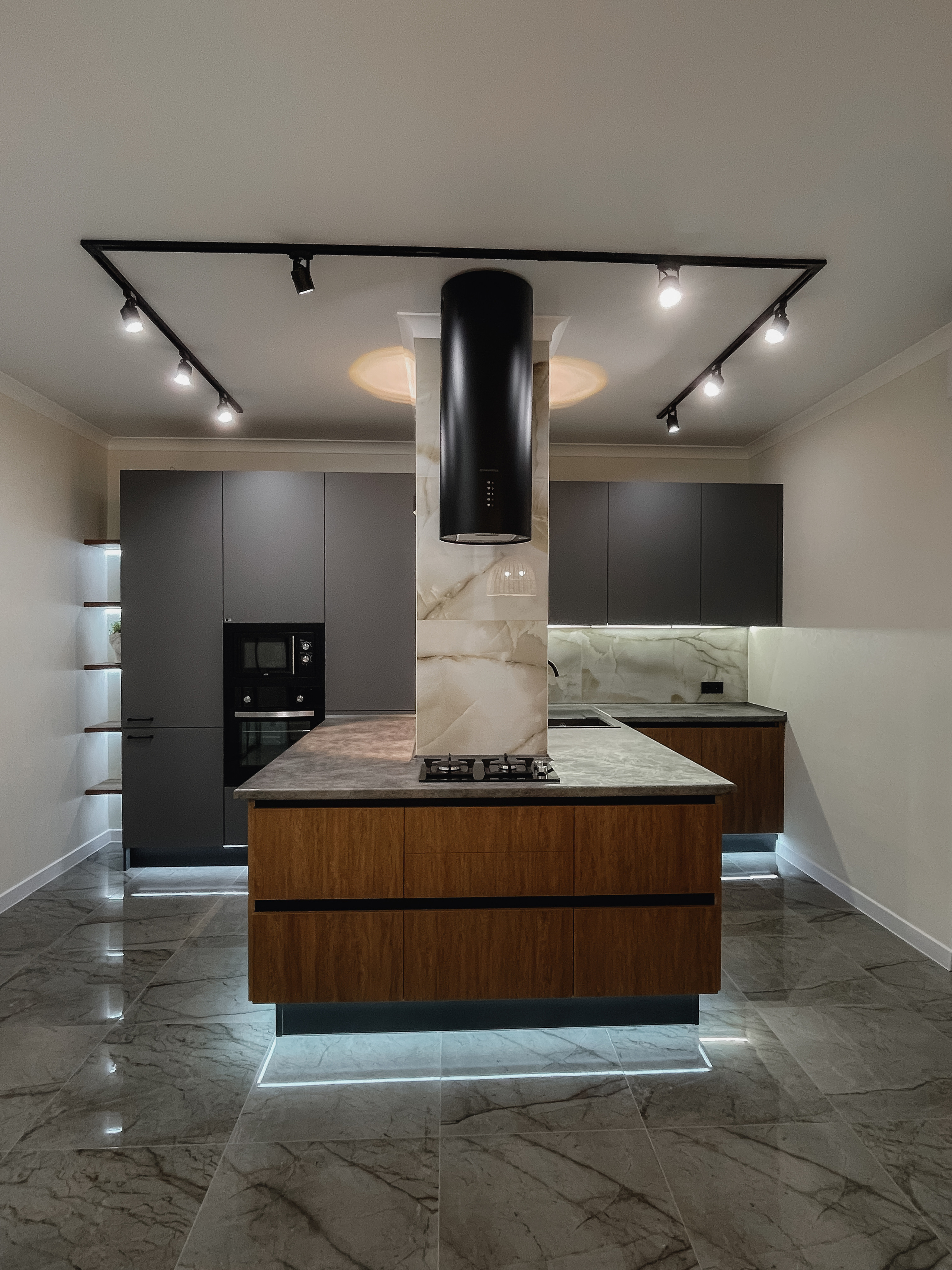 Интерьерный фотограф Геленджик. VISUAL ARTIST · KRONGAUZ ANASTASIA