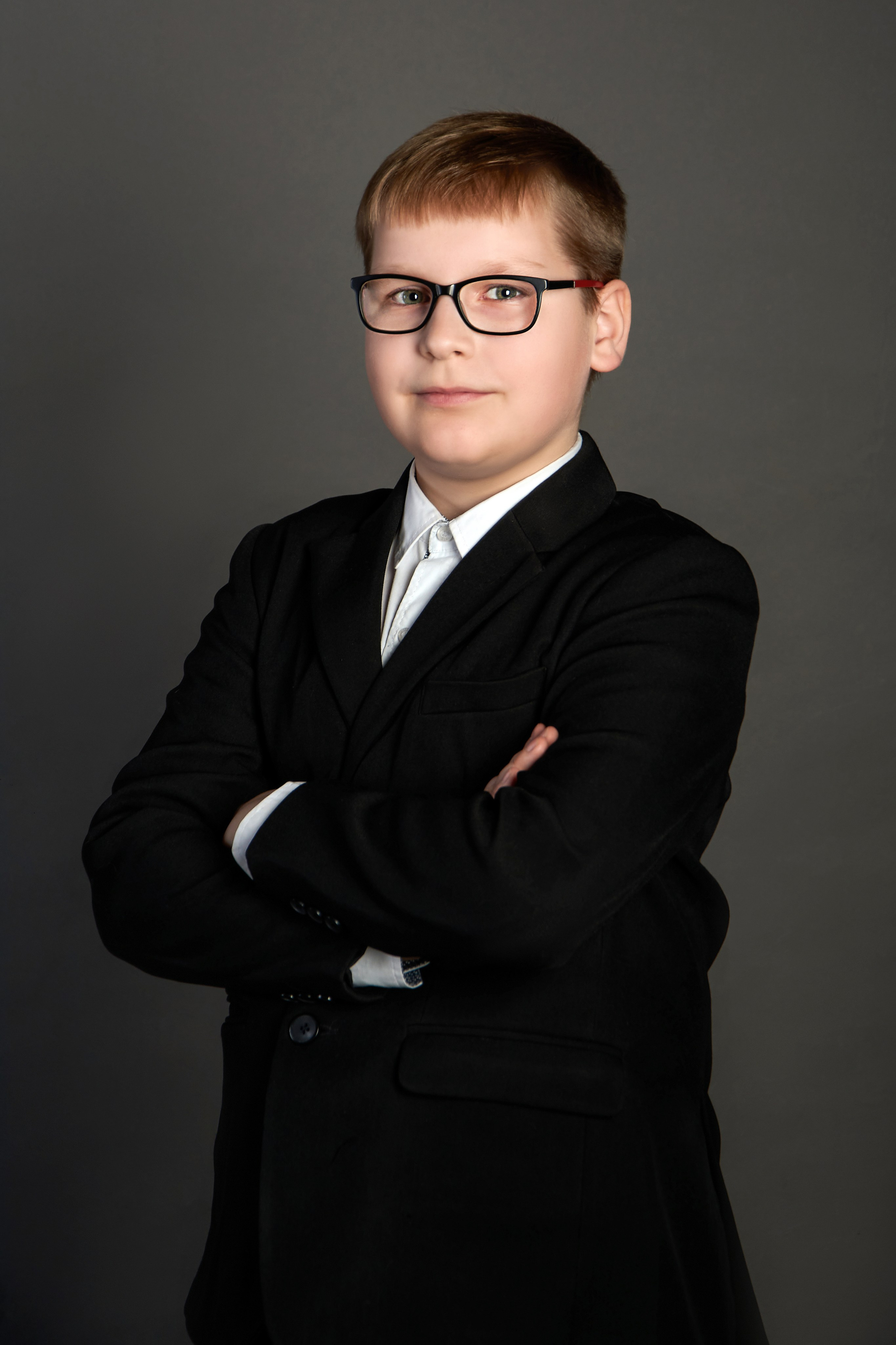 Портретная съемка в альбом. Лицей, 4-й класс. Ольга Чёкотова (Фотограф Кострома)