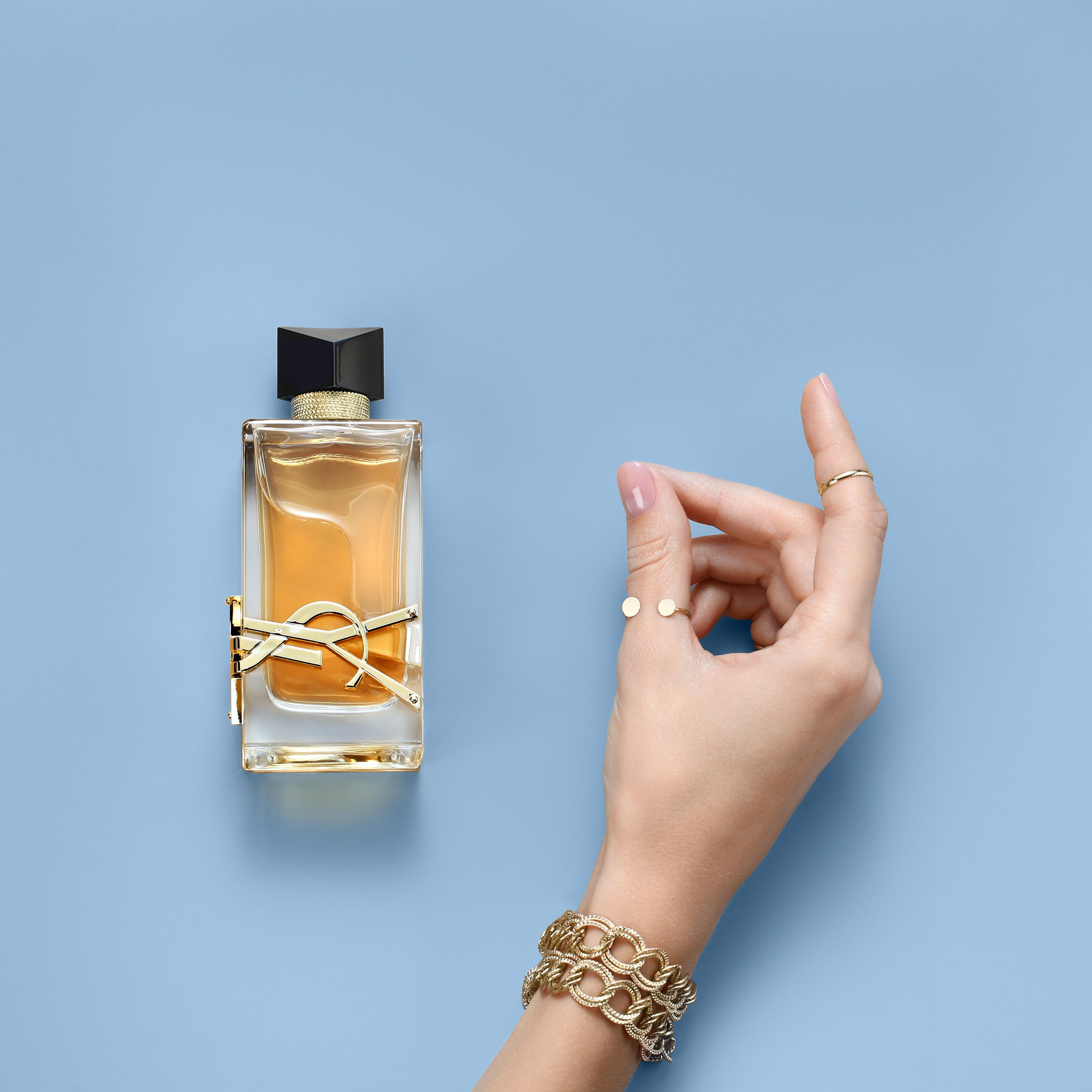 Perfumes. Retouching, photo editing, portfolio retoucher