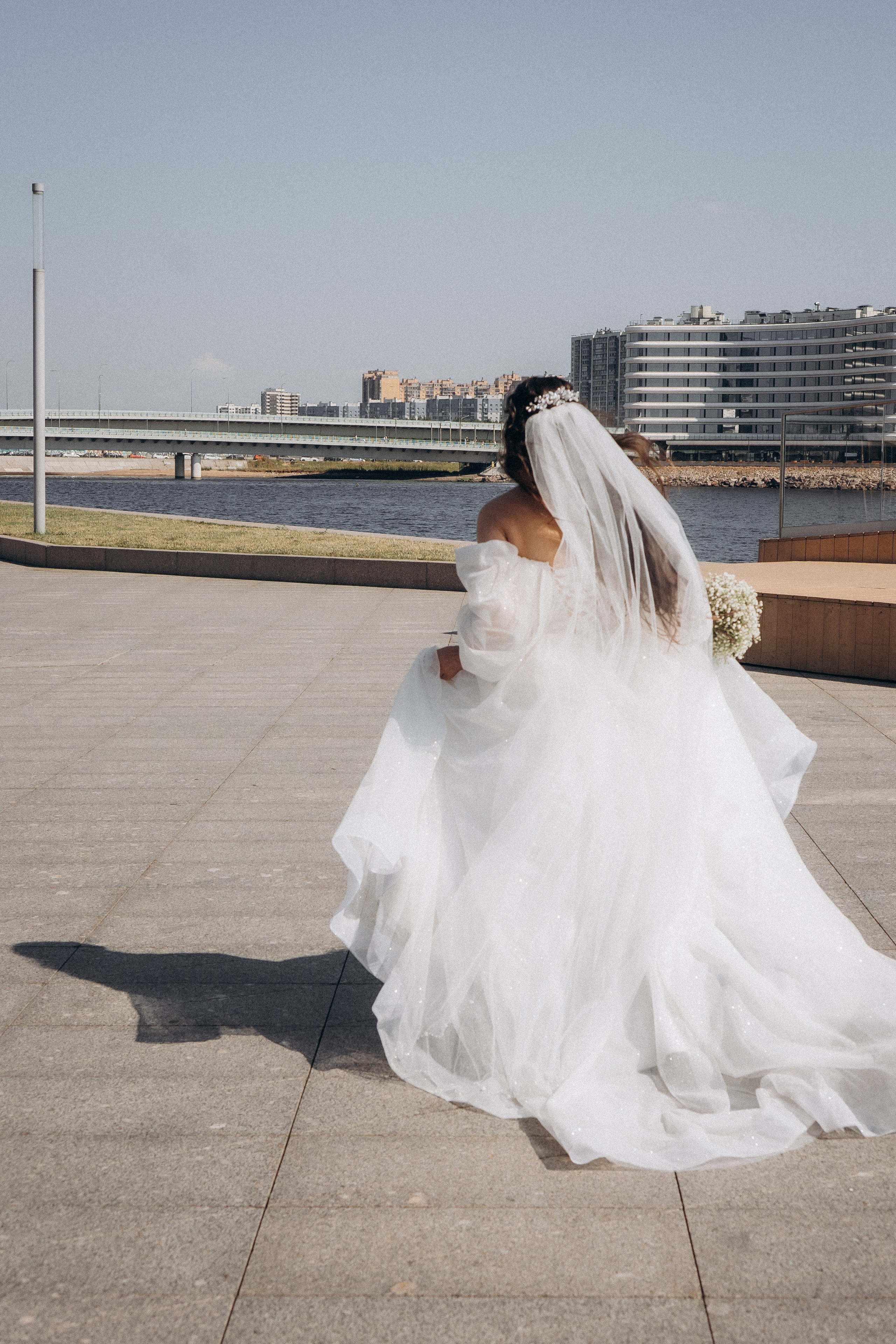 СВАДЕБНАЯ СЬЕМК В ПАРКЕ 300-ЛЕТИЯ. Профессиональный фотограф, Санкт-Петербург — Виктория Богомолова