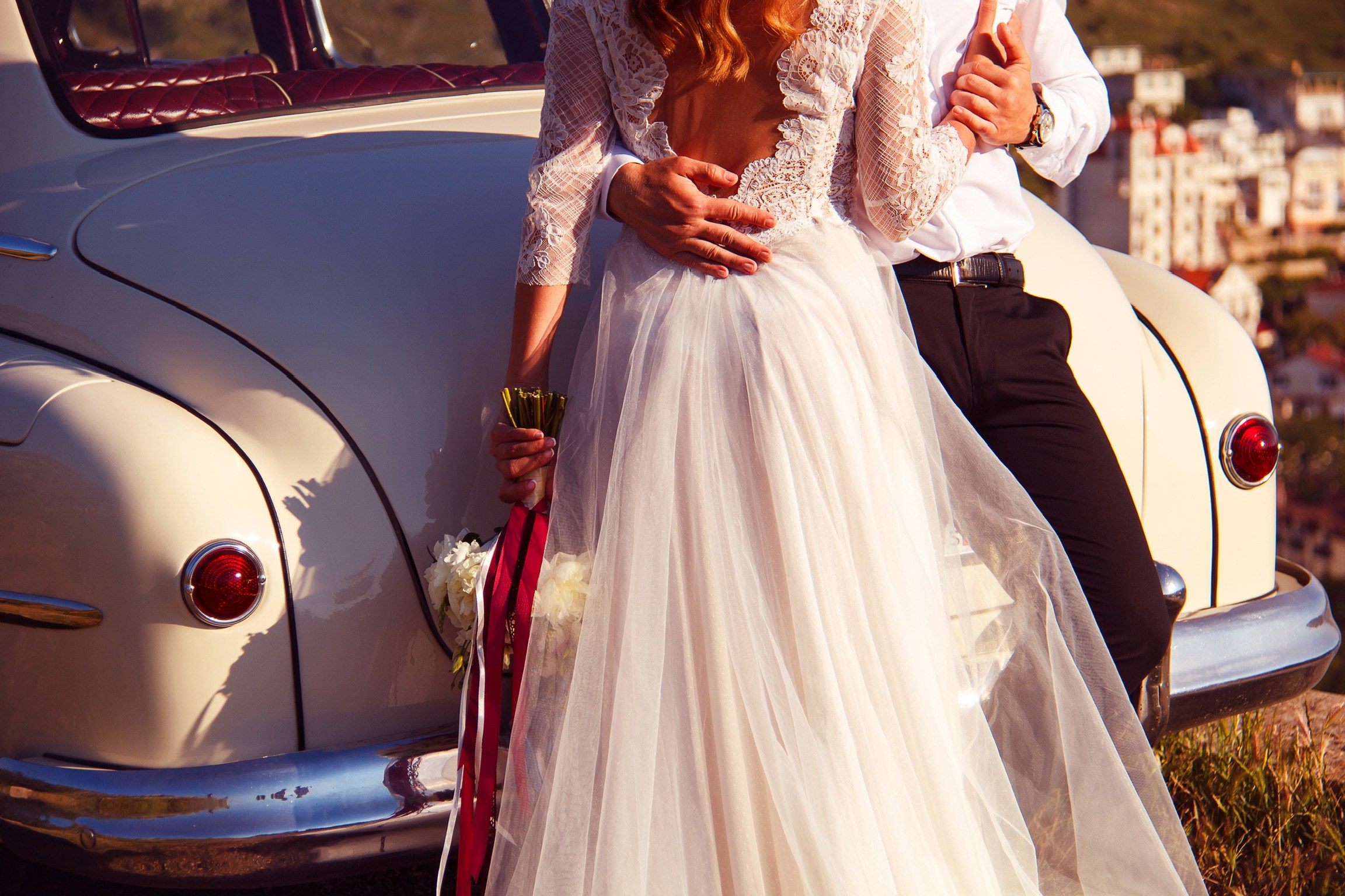 Свадебная фотосессия. Сборы в отеле. Свадебная фотосессия в Севастополе и Балаклаве. Фотограф Зайцева Надежда. Свадебный фотограф в Крыму. 