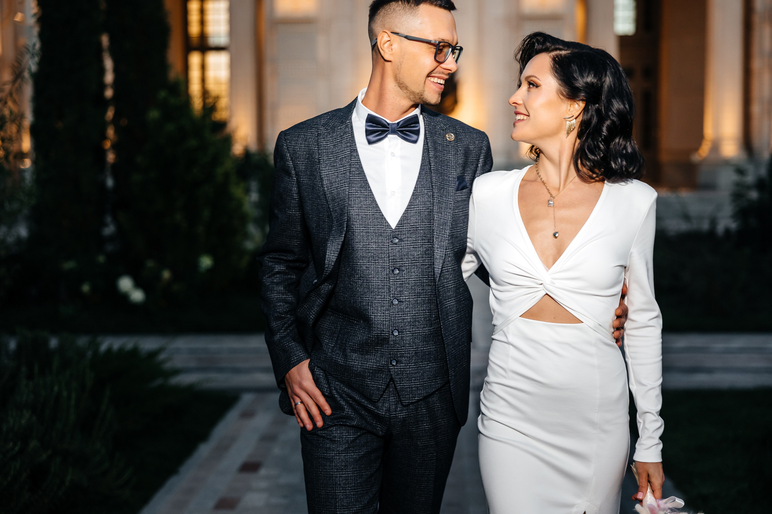 Анонс свадебной прогулки для Юлии и Артема. Свадебный фотограф в Крыму и Севастополе Ольга Баскакова