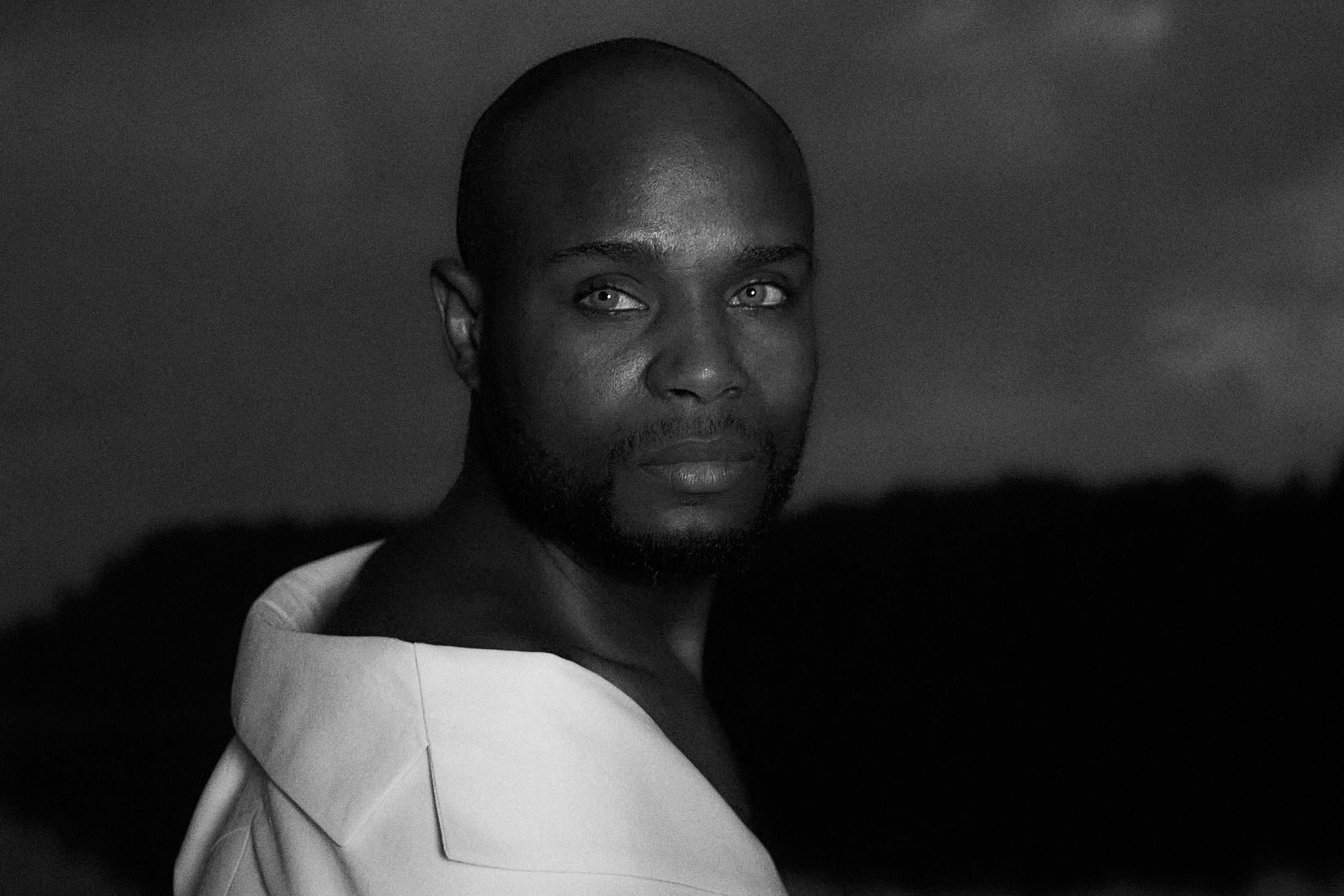 Фотосеесия на озере в Лыткаринском карьере. Анна Потявина. Фотограф Москва