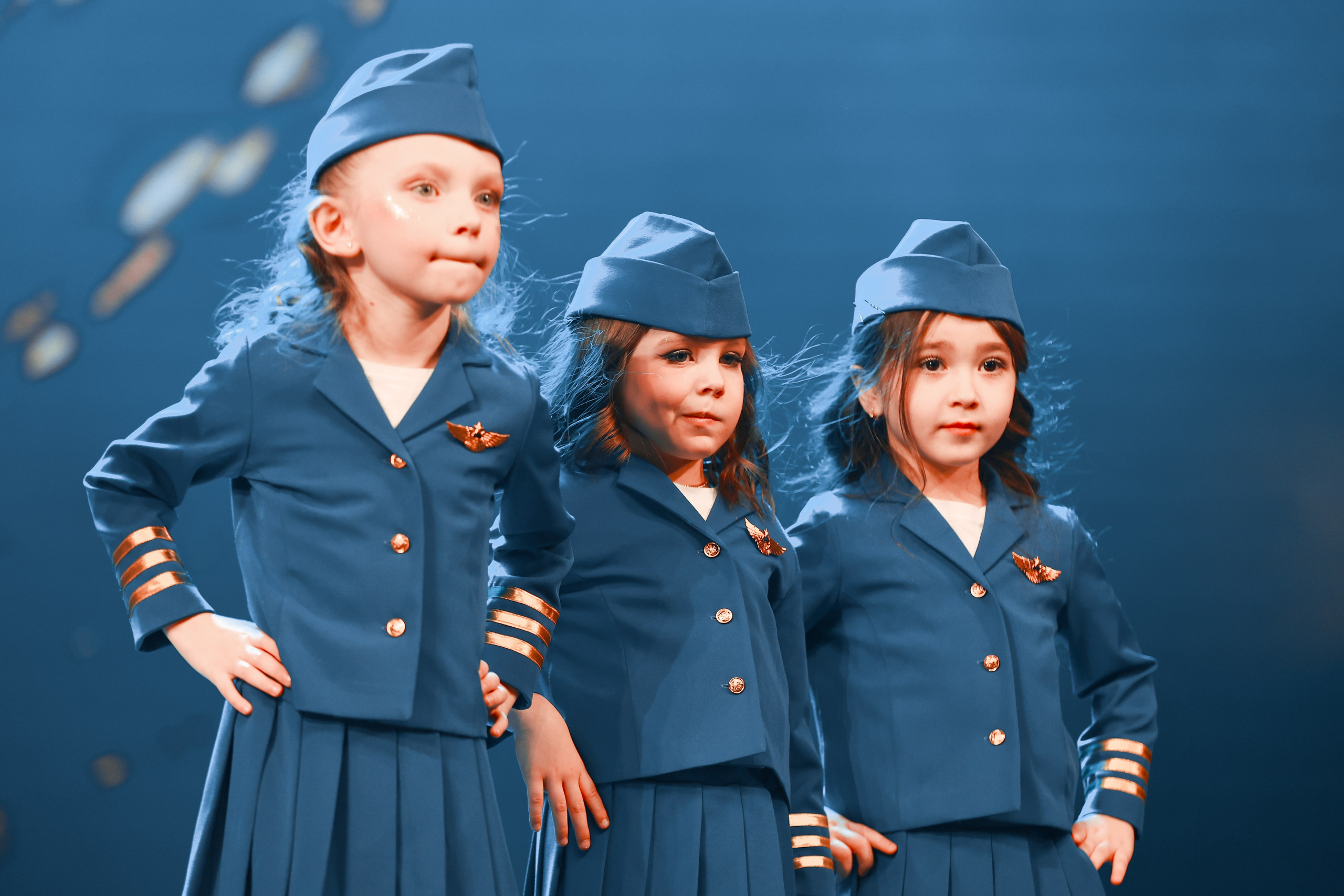 TODES Новогодняя перезагрузка 2024. MIG — студия спортивной фотографии Михаила Голянского