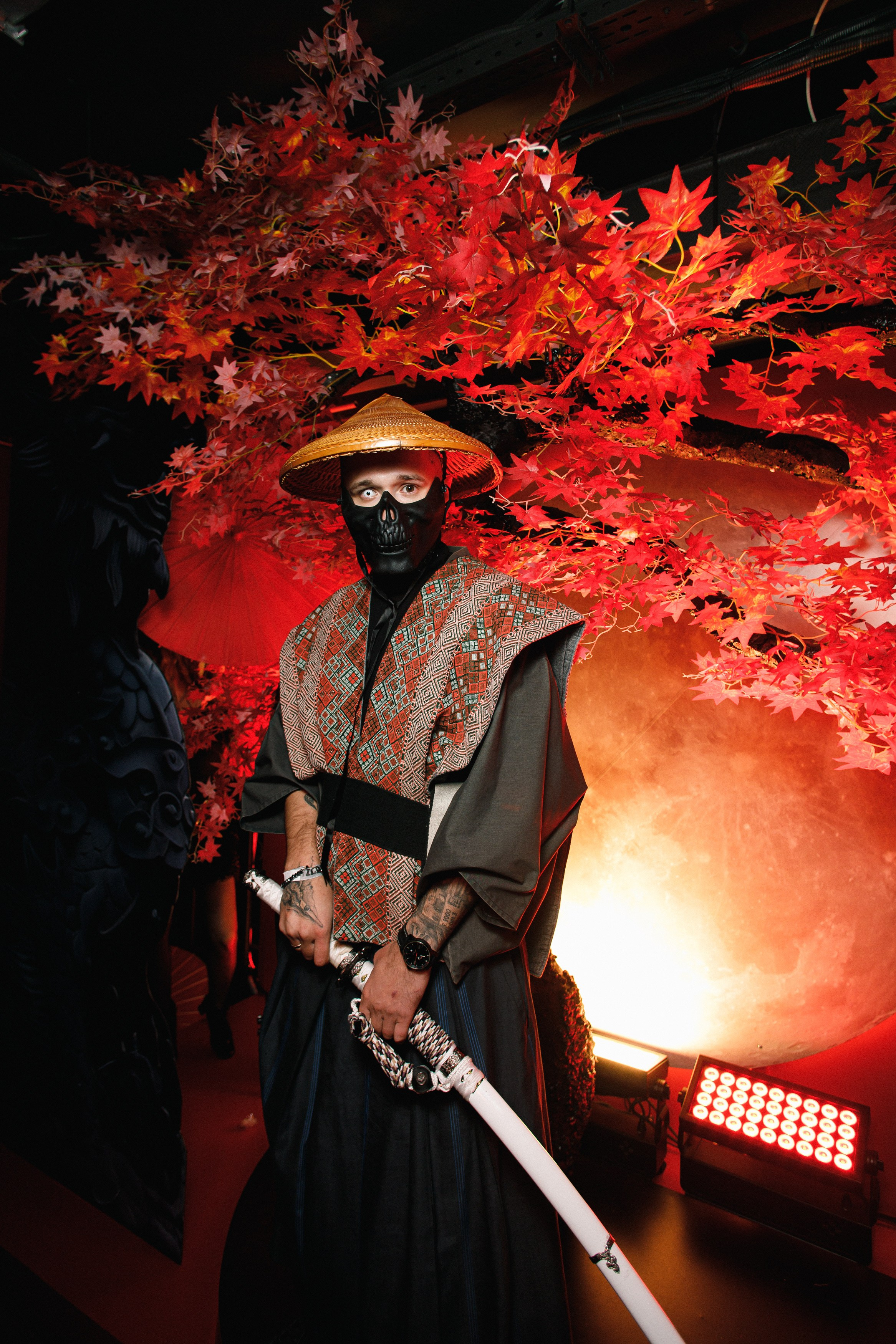 ILLEGAL FRIENDS | ASIA. СВОИ. ФОТООТЧЕТЫ-СОБЫТИЯ-МЕСТА