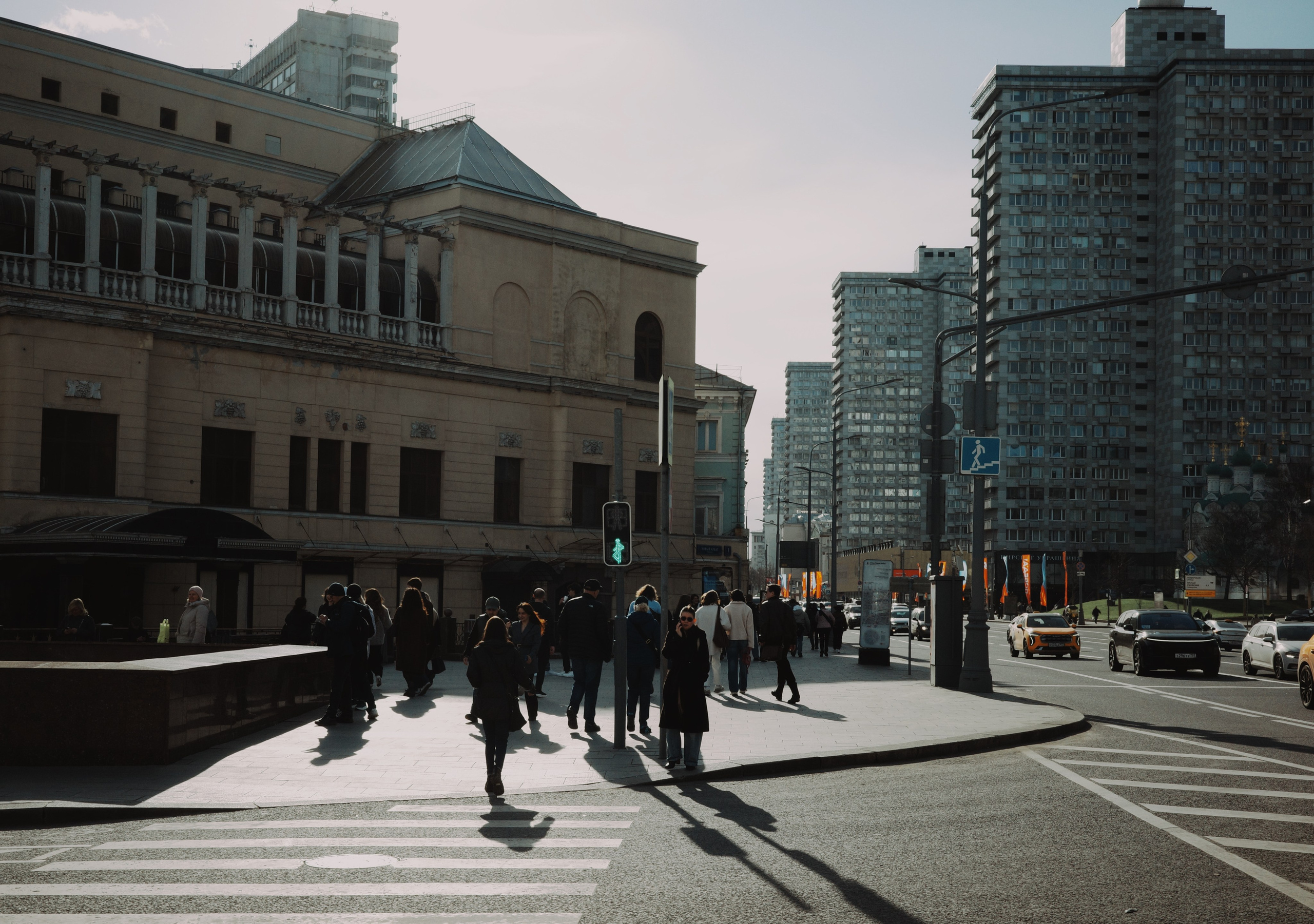 #47: Арбат / апрель 2026. Проект «Фотокладовка»: блог уличной фотографии в формате street photo