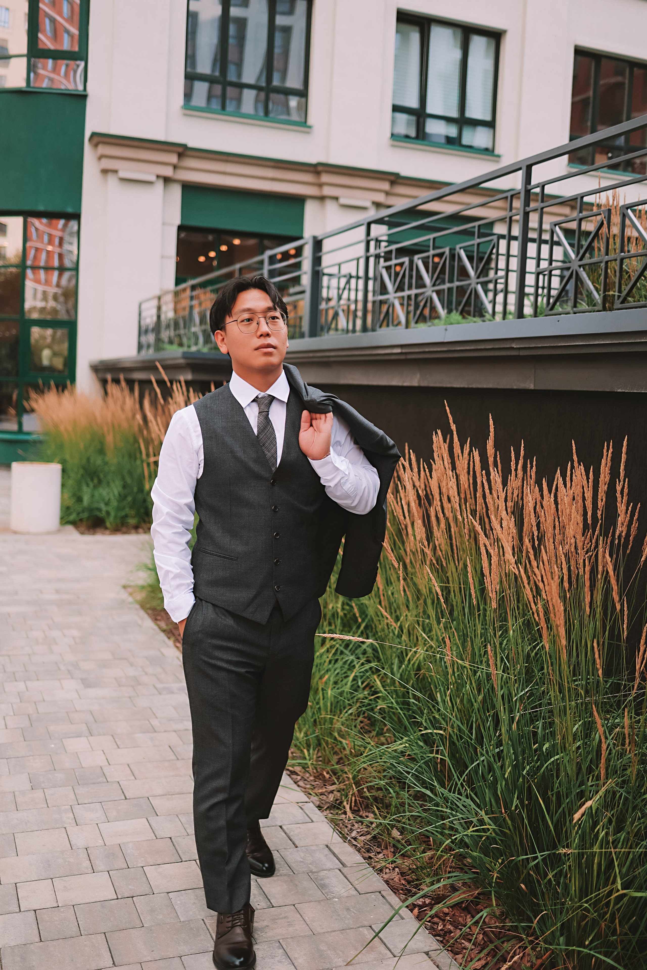 Айвазовский и парк дружбы народов. Семейный фотограф Тюмень, фотограф на роды Салмина Мария