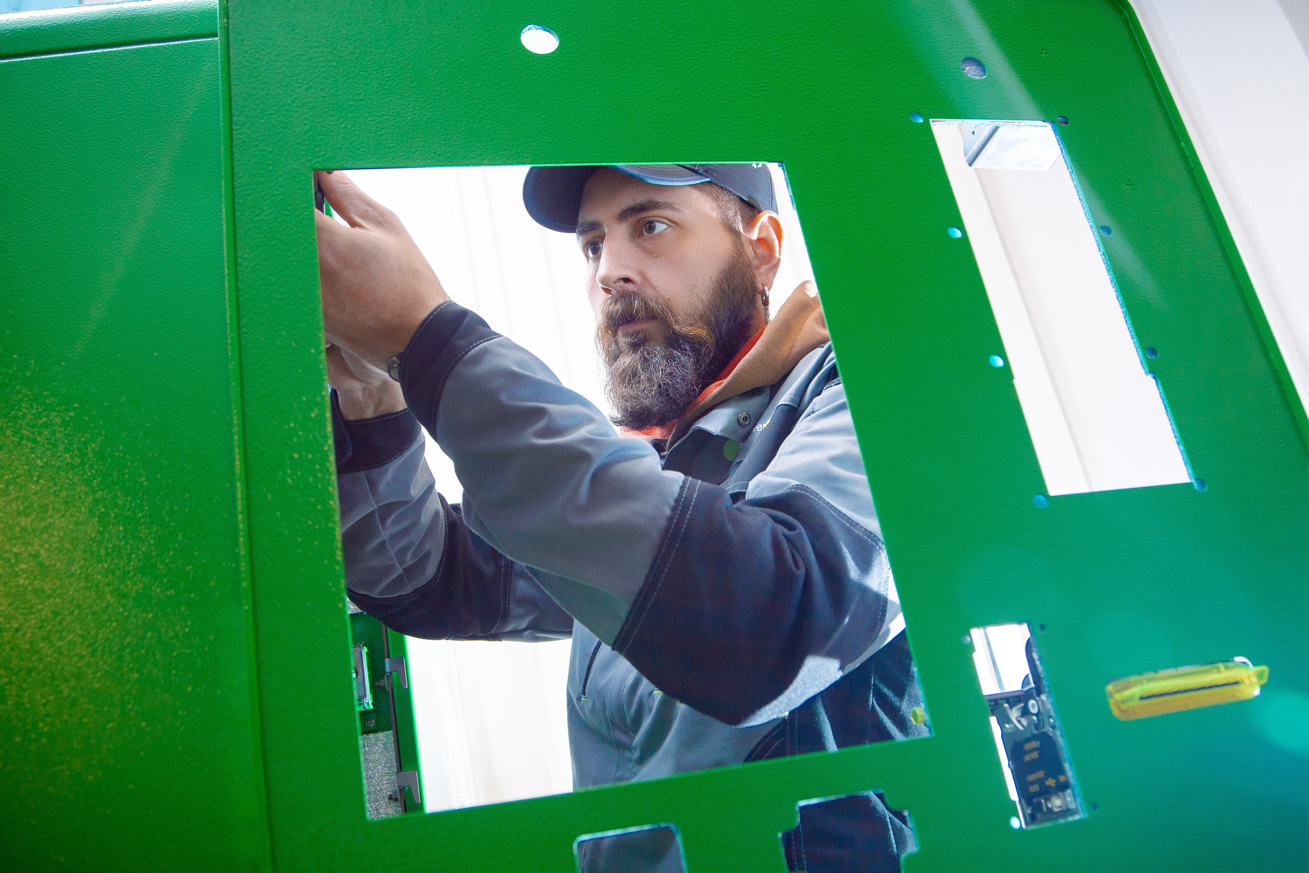 Commercial/Business. Brutalraw Territory