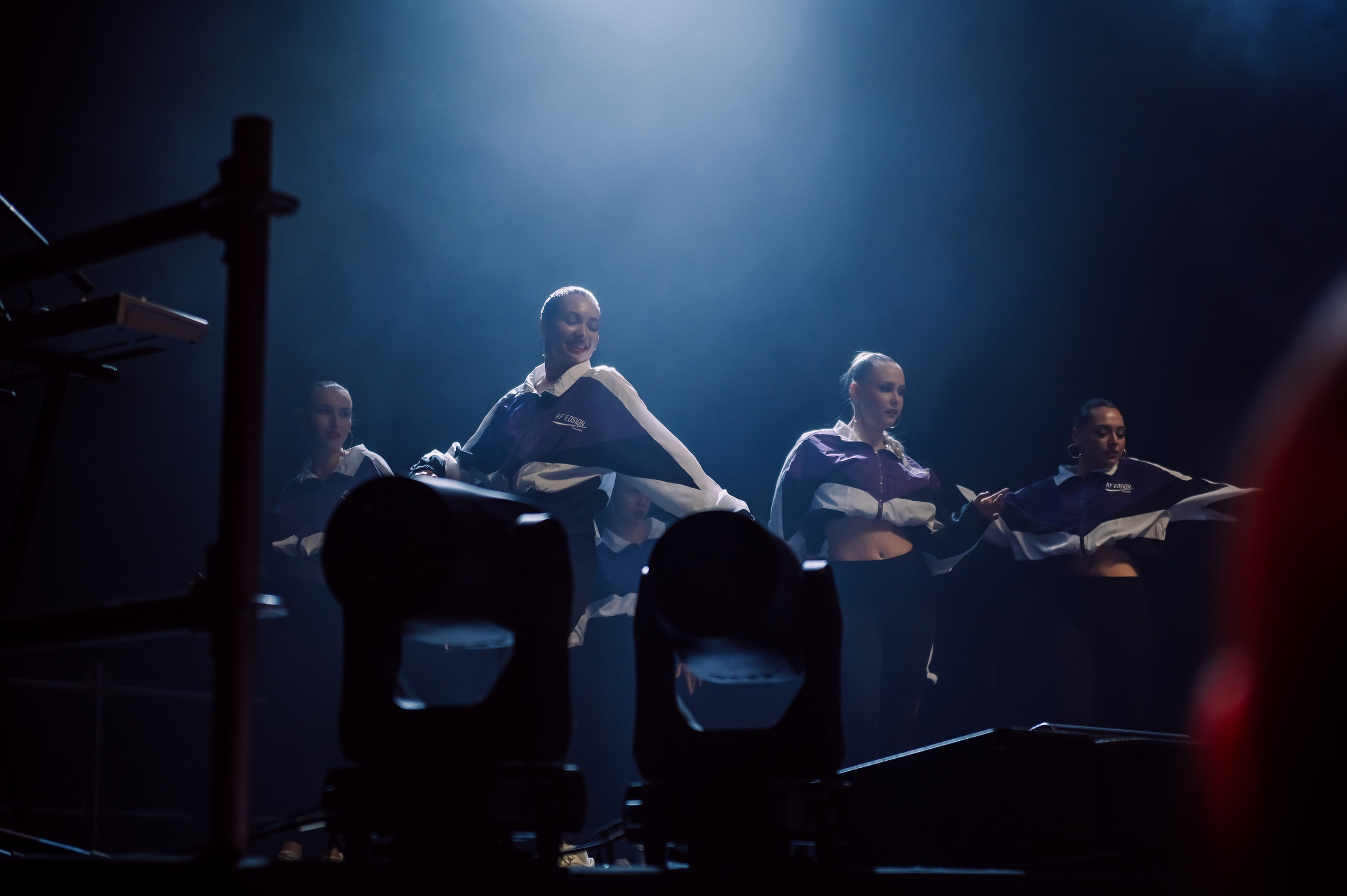 Дискач 90-х в Кемерово, СРК Арена. Детский фотограф, семейный фотограф и репортажи в Кемерово