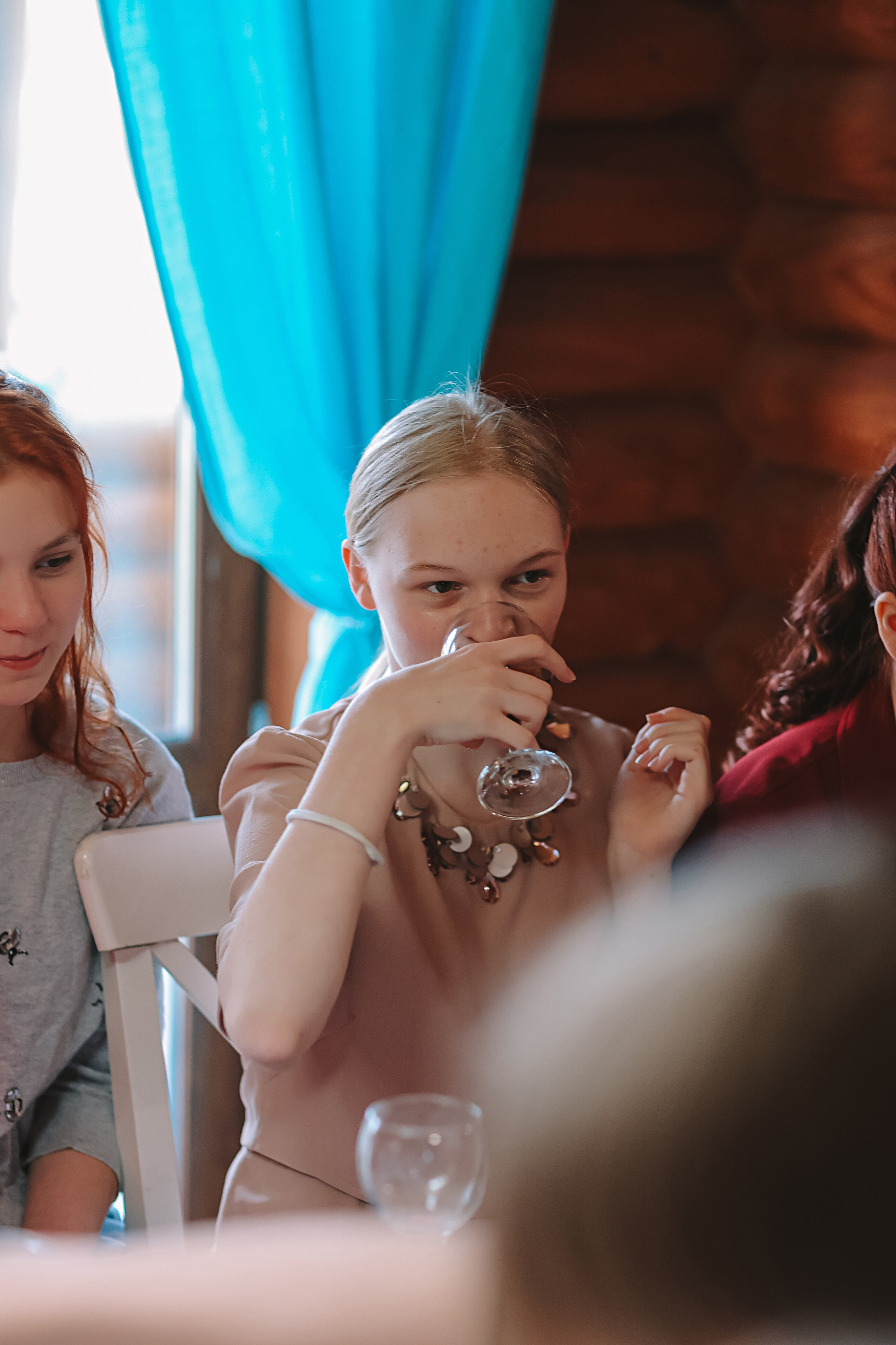 Последний звонок. Семейный фотограф Тюмень, фотограф на роды Салмина Мария