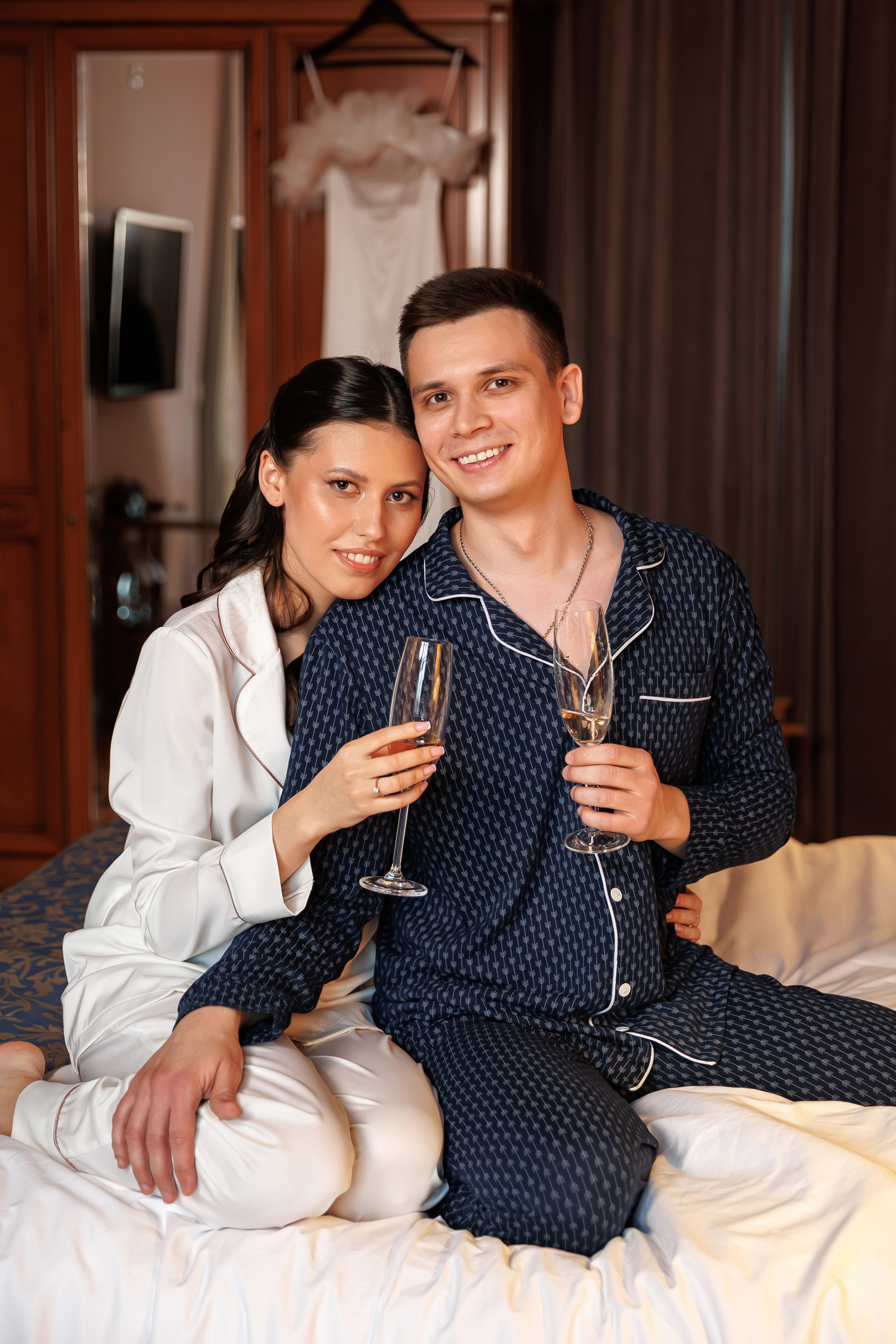 Свадебная фотосессия и сборы в гостинице Националь. Свадебный фотограф Москва и МО Сергей Киржаев