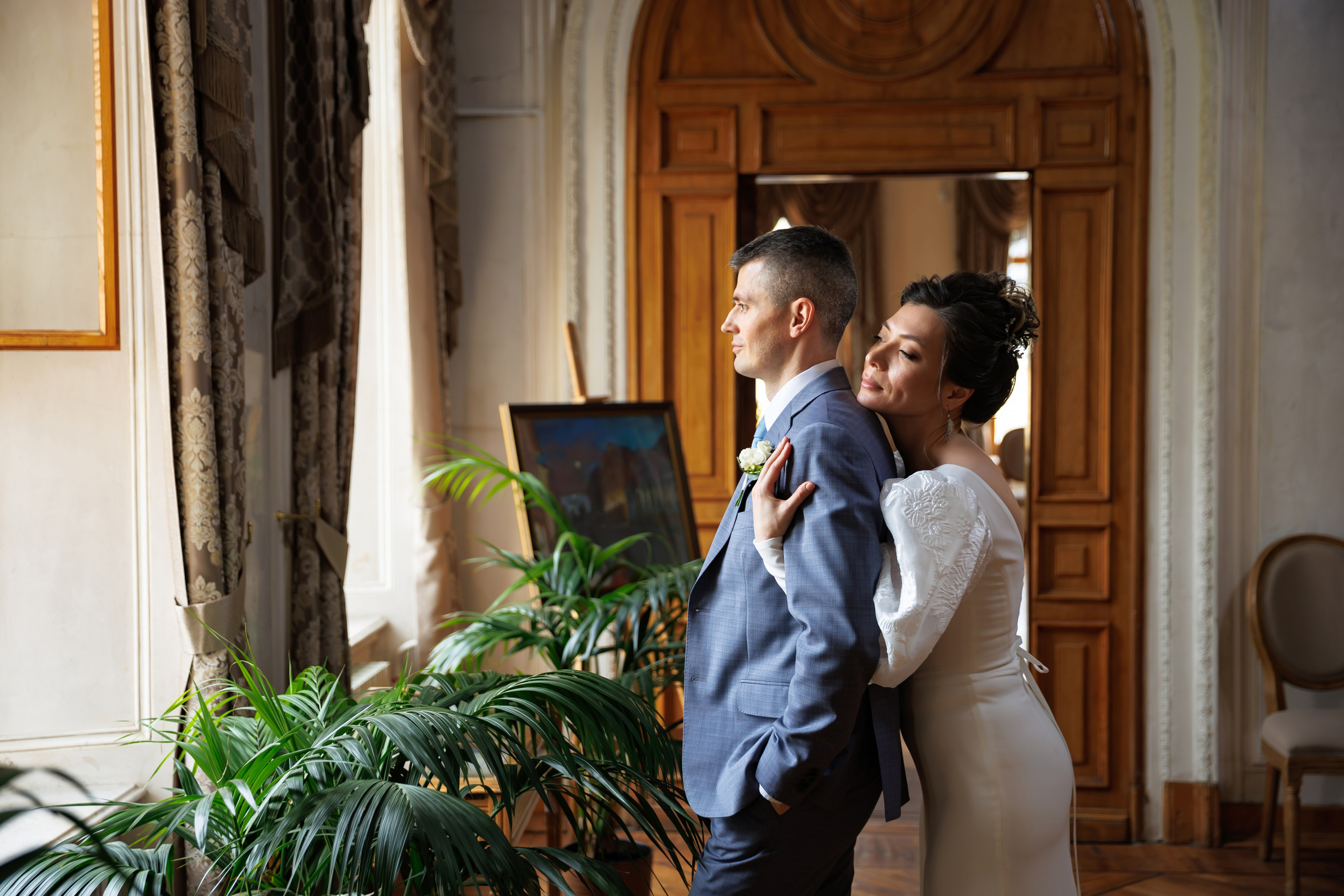 Свадебная фотосессия в библиотеке читальне им Пушкина. Свадебный фотограф Москва и МО Сергей Киржаев