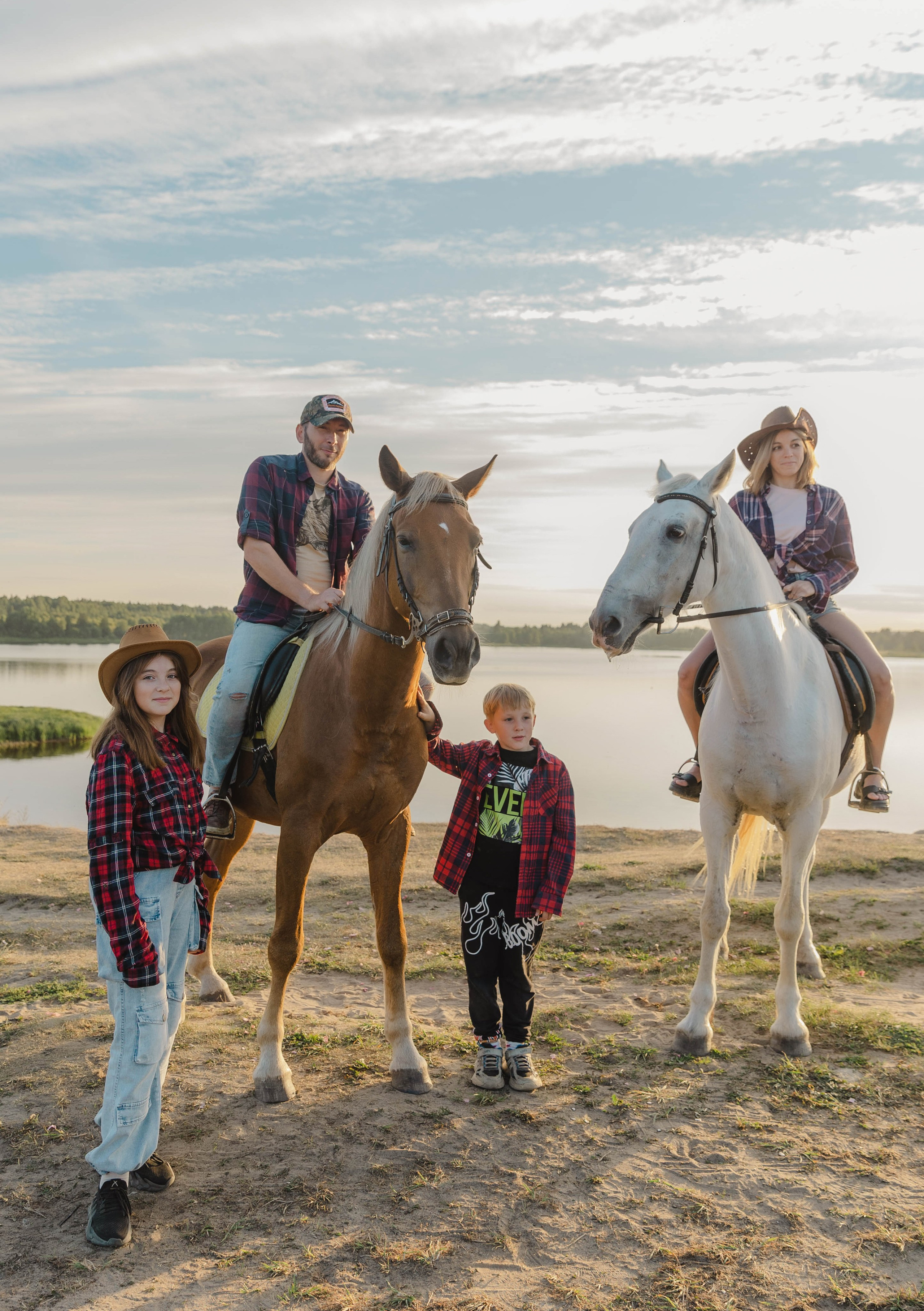 Тёплый вечер лета. Свадебный и семейный фотограф в Карелии