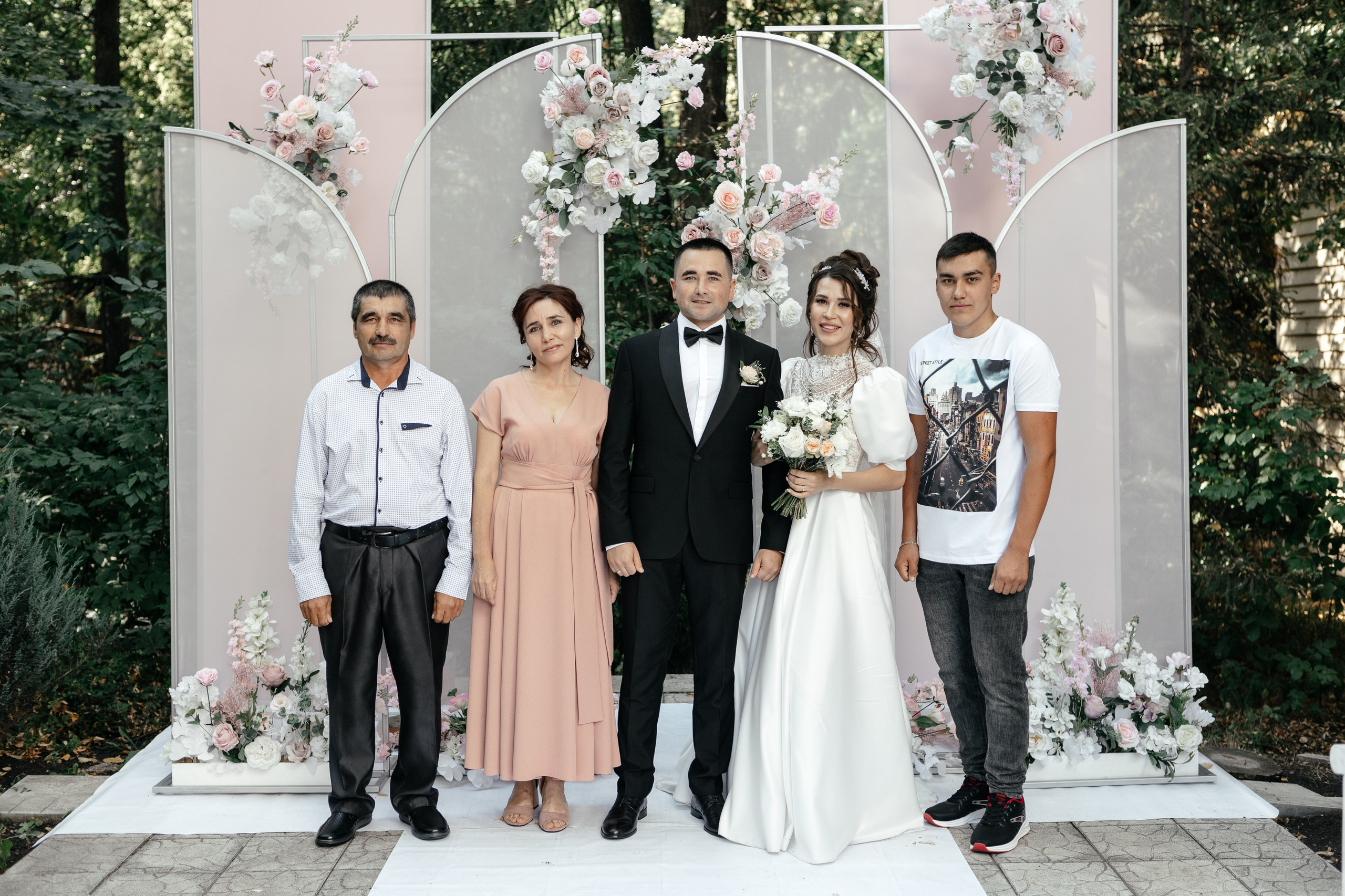 Свадебный фотограф Уфа — Руслан ГабдлисламовЖивые эмоции, красивые кадры, воспоминания на всю жизнь.Работаю по всей Республике Башкортоста. Свадебный фотограф Уфа Руслан Габдлисламов