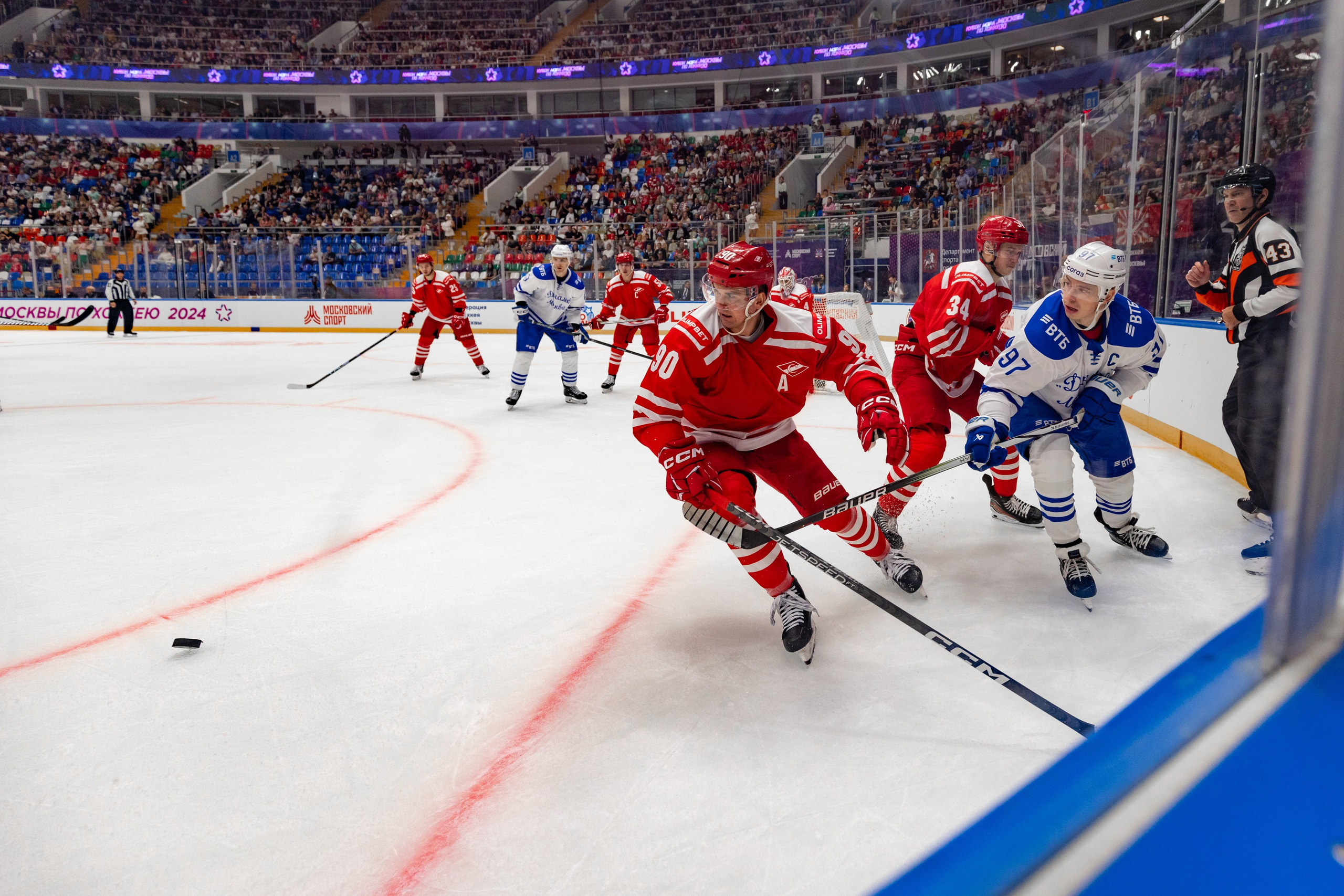 Кубок мэра Москвы по хоккею 2024. Виктория Зудина — фотограф в Москве