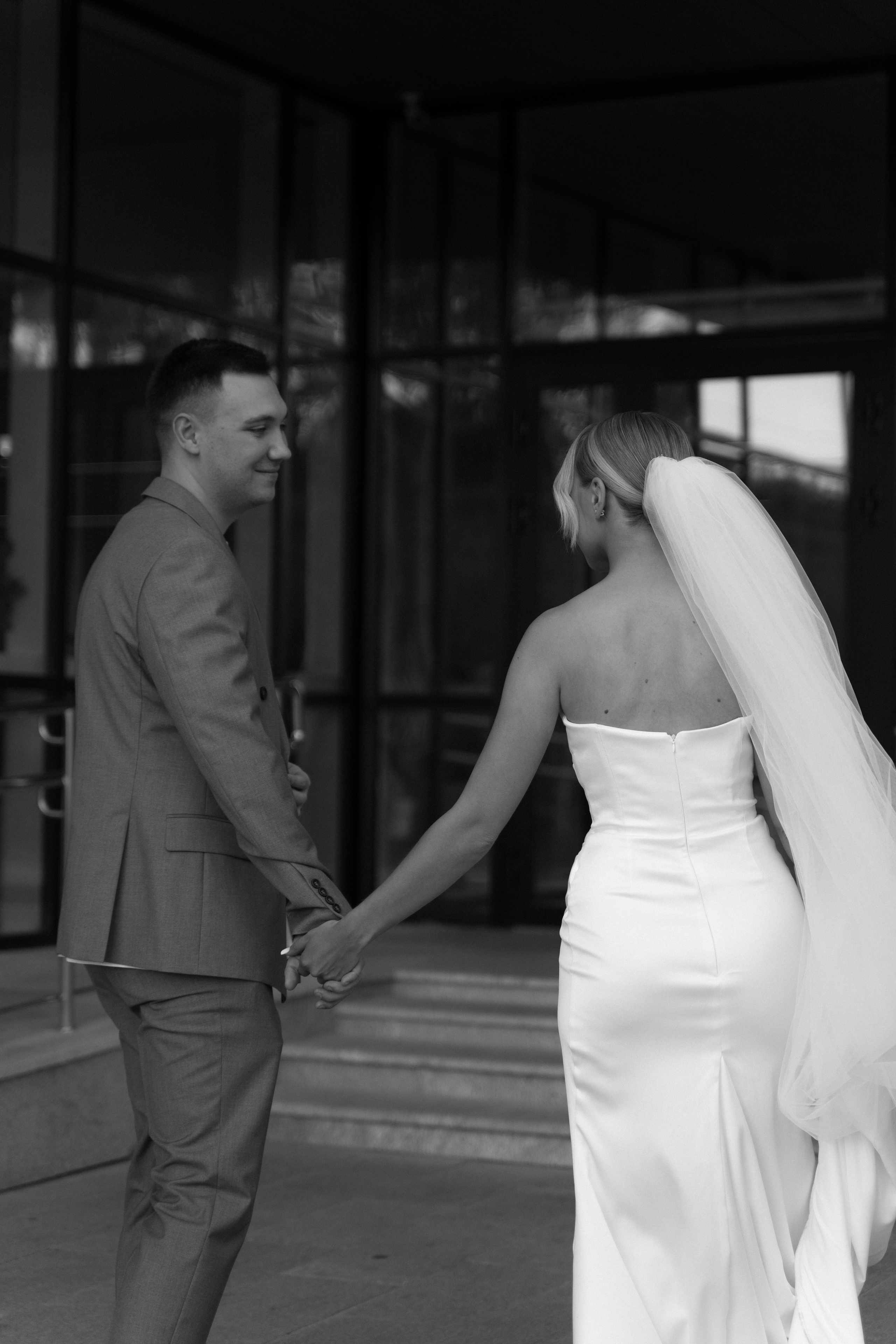 Денис и Виолетта. Свадебный фотограф Анастасия Хабарова в Новоуральске и Екатеринбурге