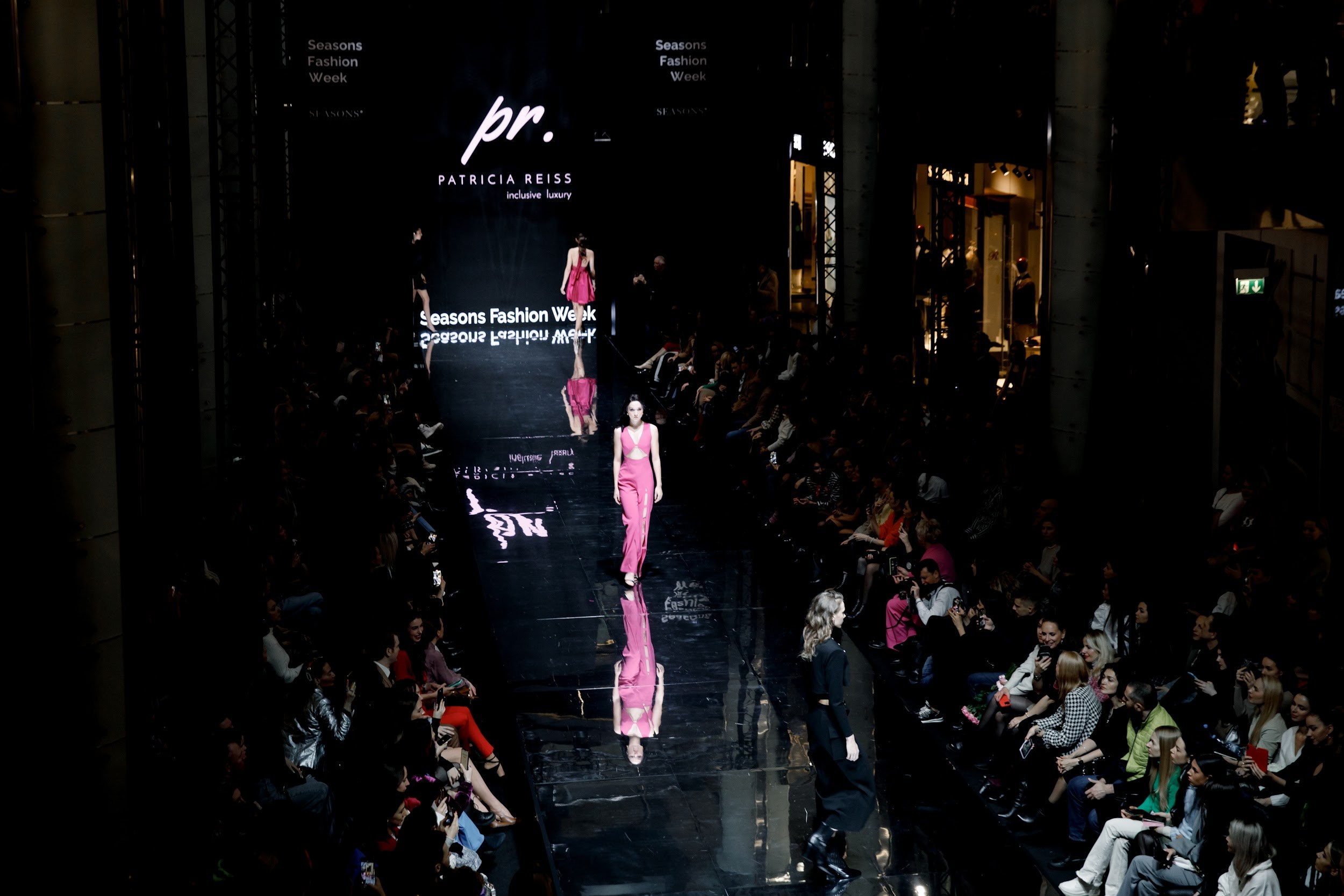 SFW. Любовь Чуляева — свадебный фотограф в Москве и Европе