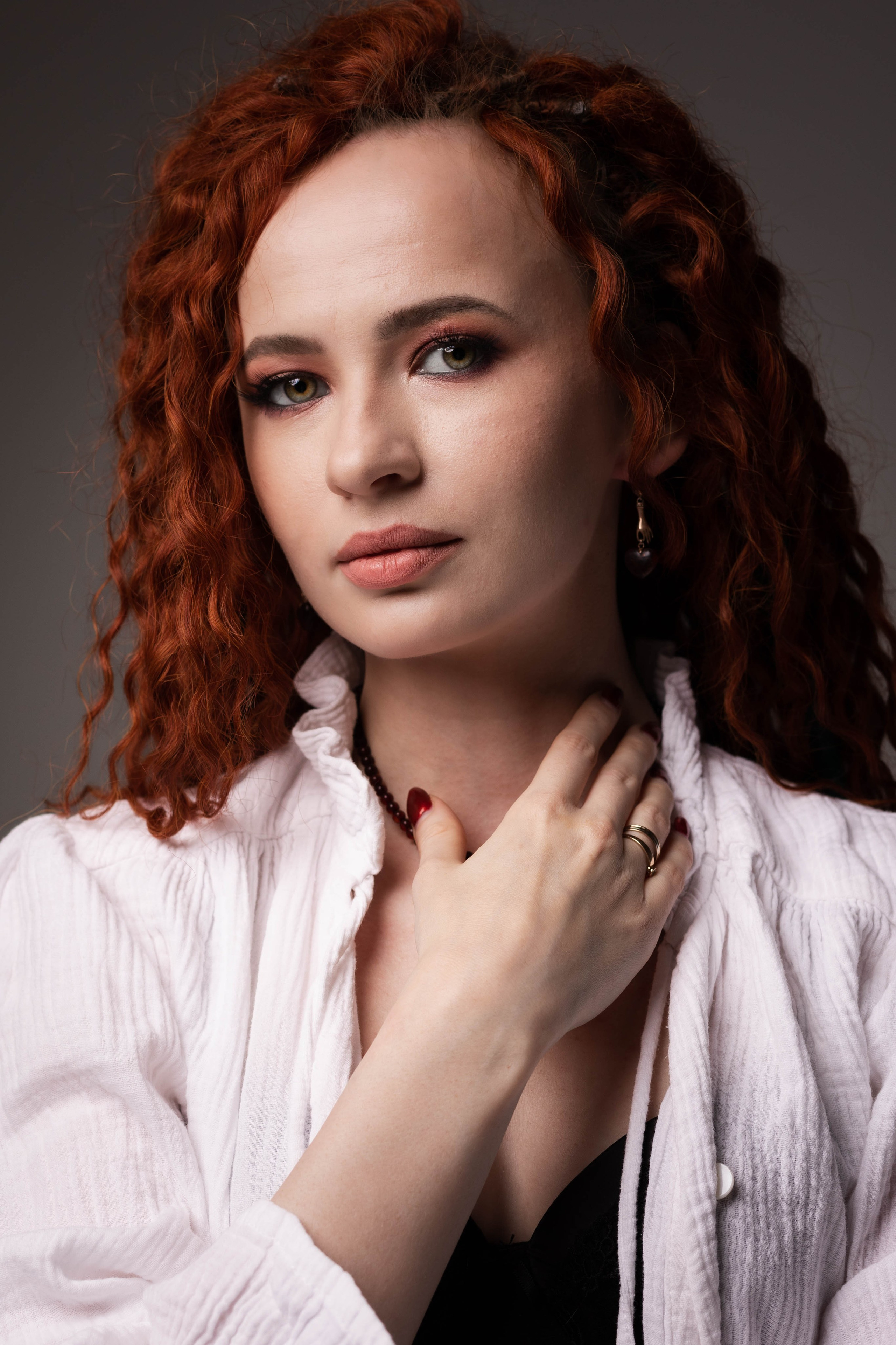 Женский портрет. Главная