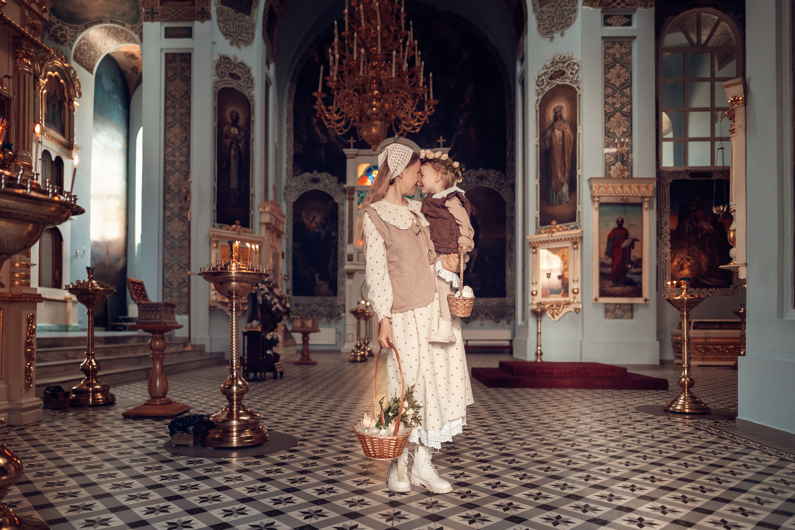 Пасхальная съёмка в Духосошественском соборе. Главная