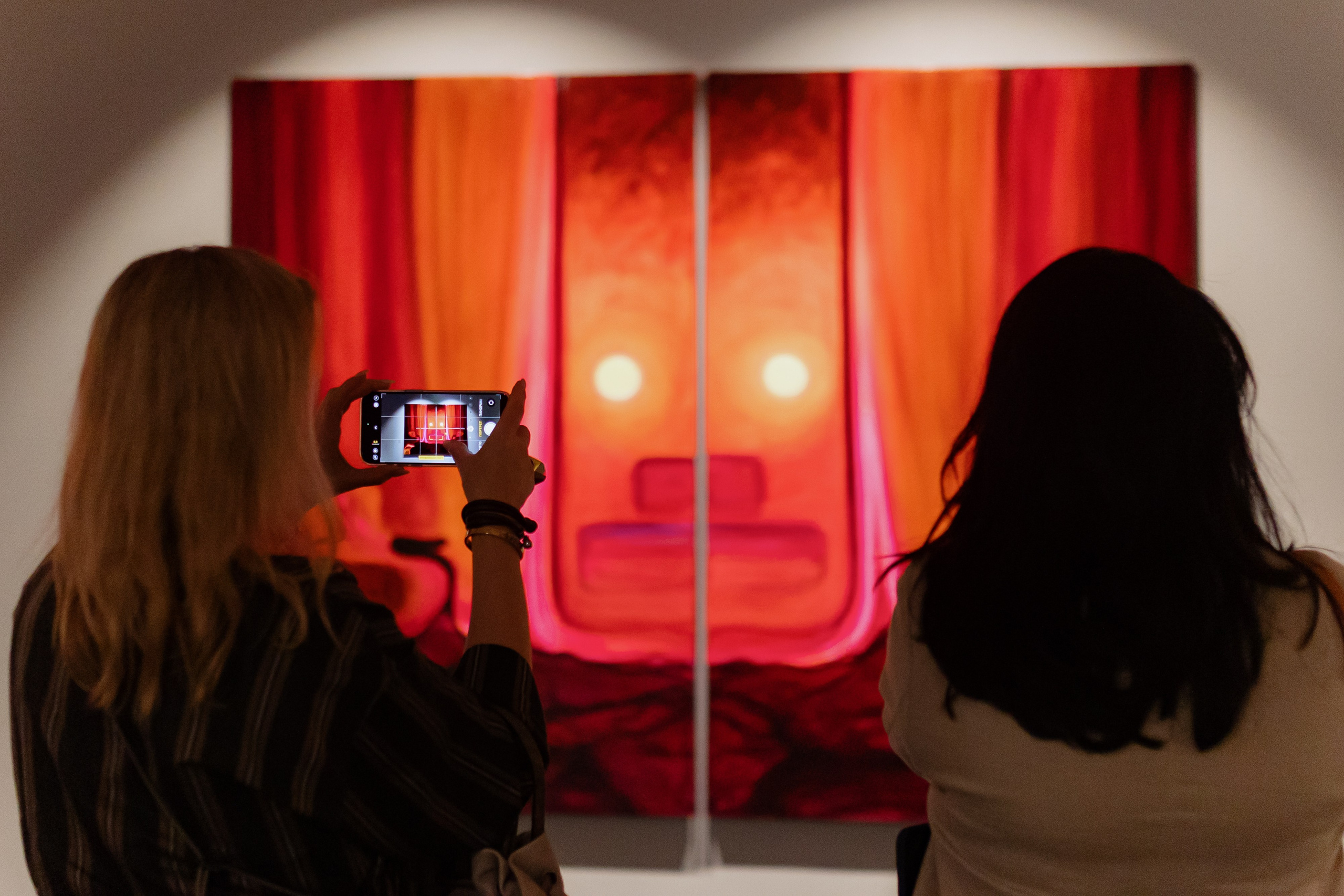 Фотограф на открытие выставки. Свадебный фотограф в Москве Мария Крош