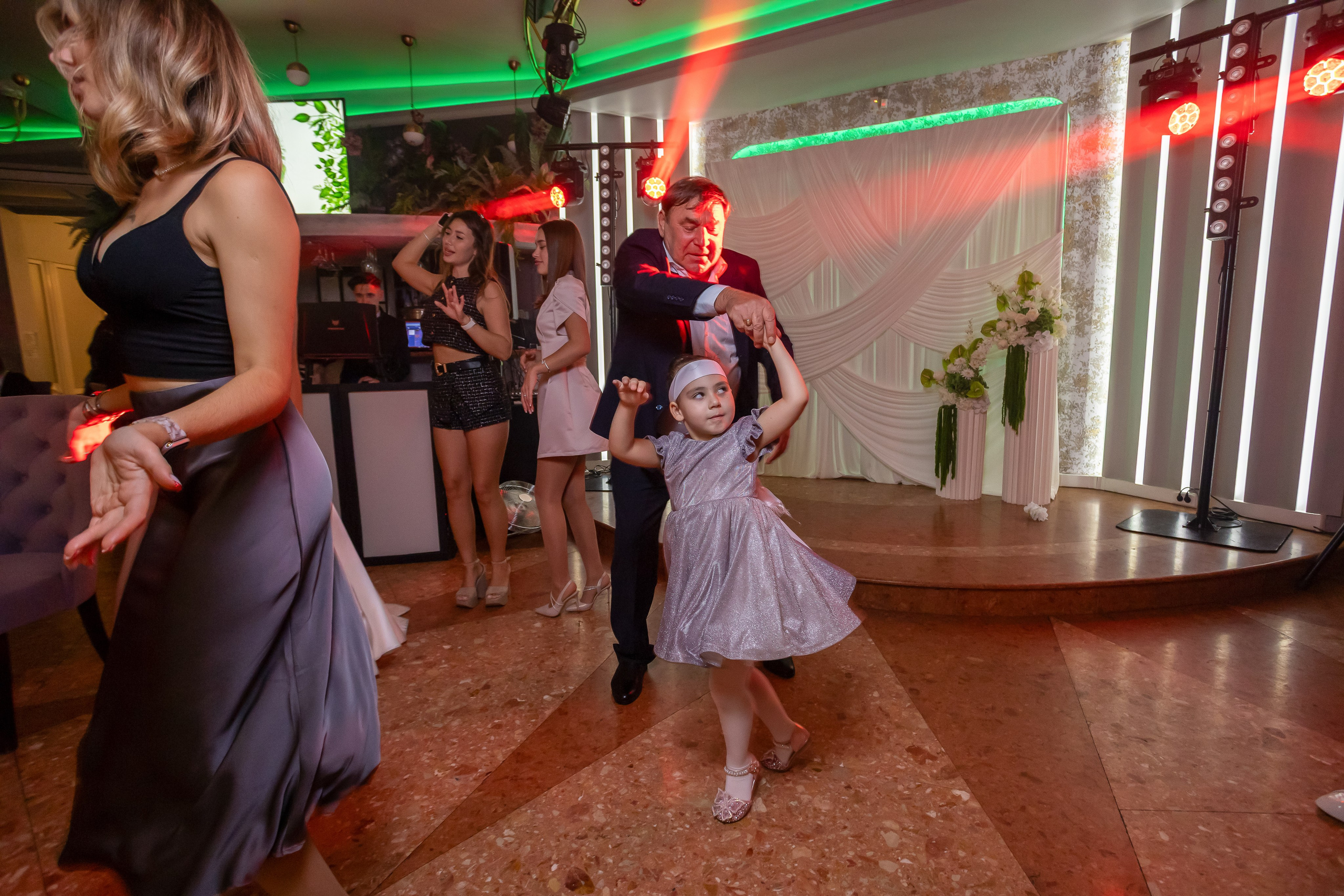 Банкет Максим & Елизавета. Репортажный фотограф Анапа