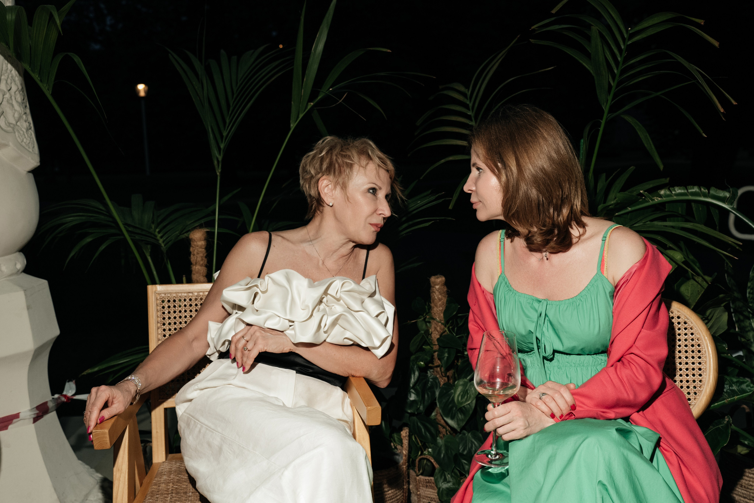 Ресторан Домик в саду, ВДНХ. Свадебный фотограф Москва Александра Аверкова