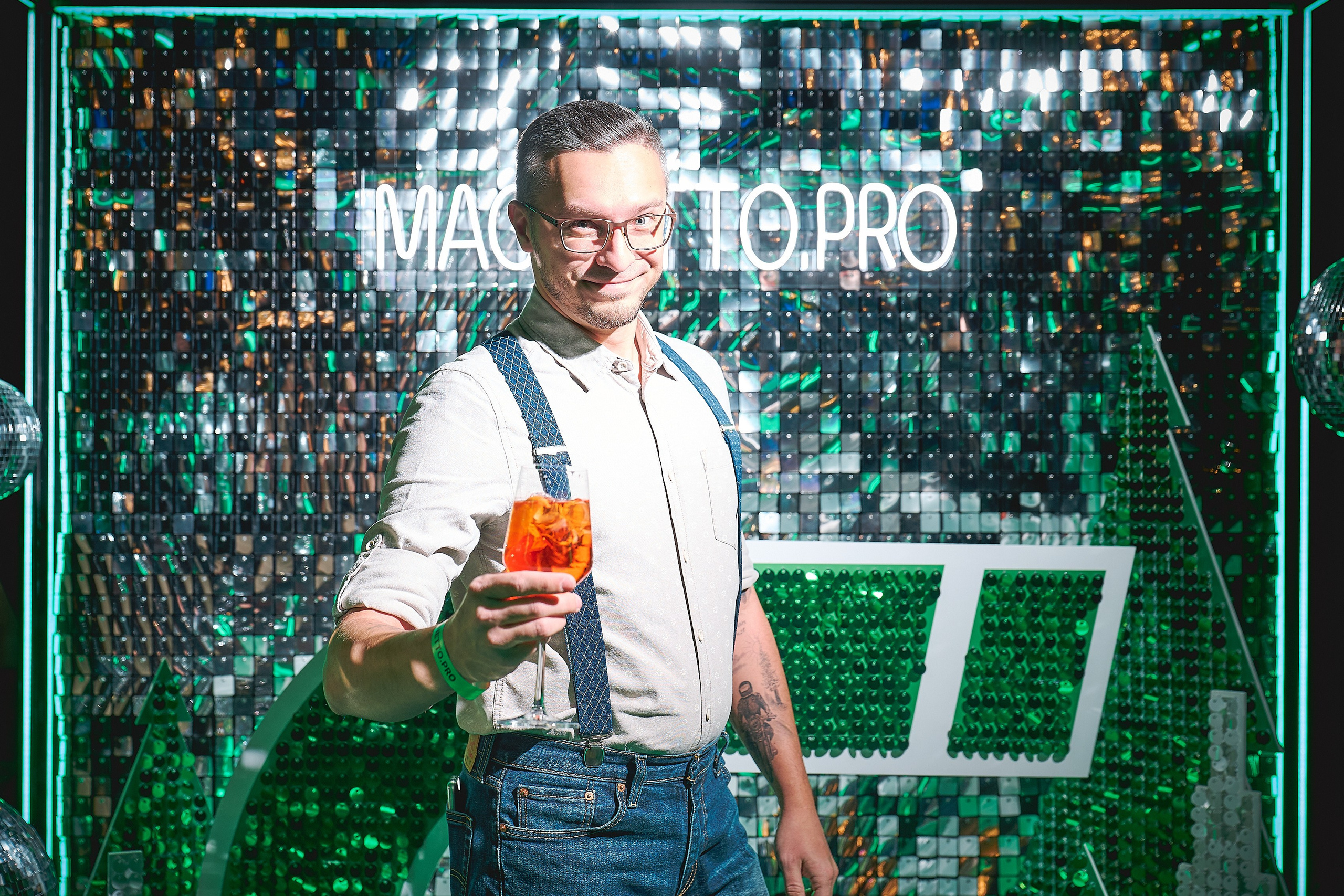 Корпоративы, дни рождения. Фотограф и оператор мероприятий, концертов и портретов в городе Москва