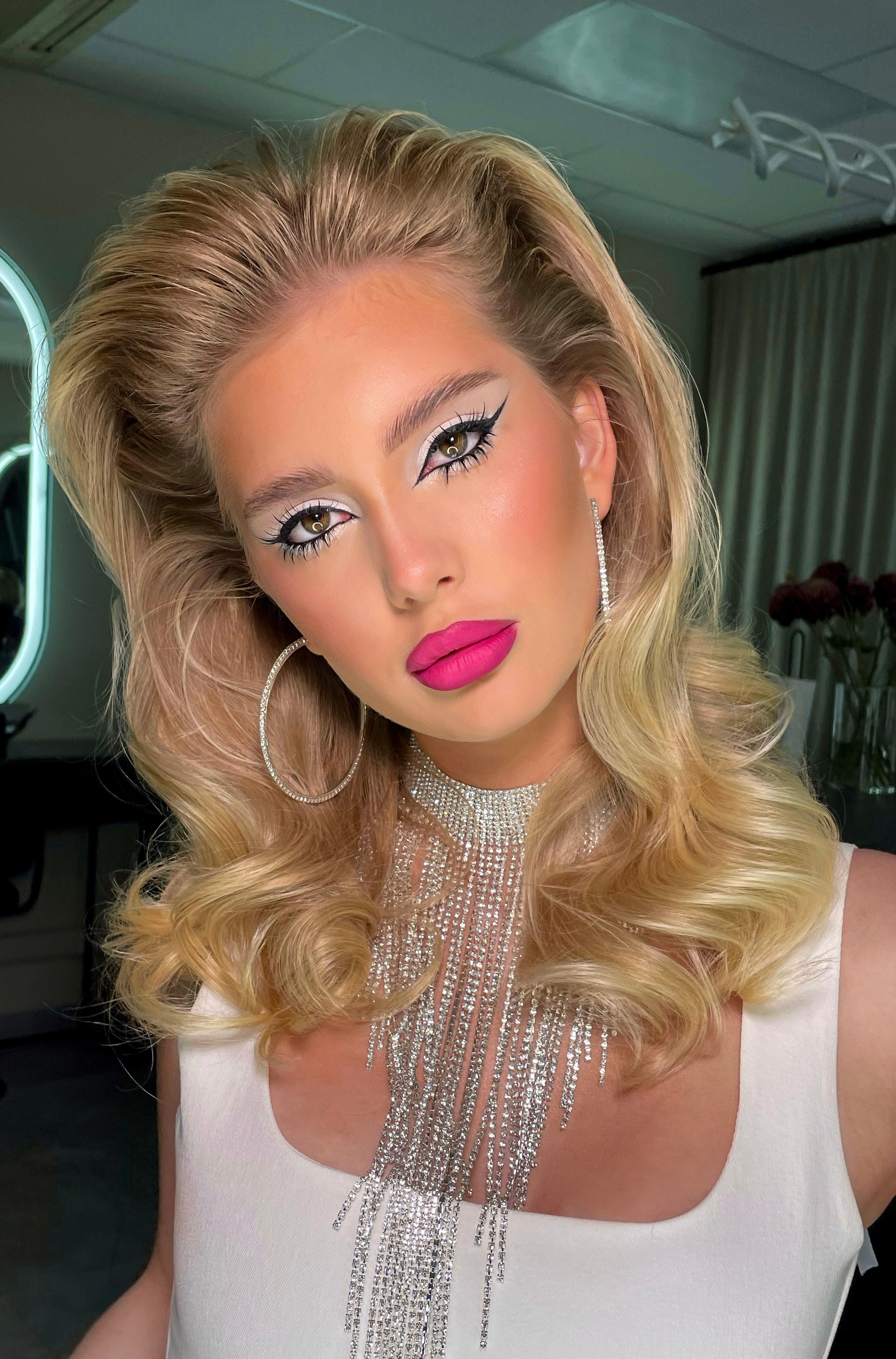 Курс «Повышение для визажистов». Свадебный визажист и стилист по прическам в Москве