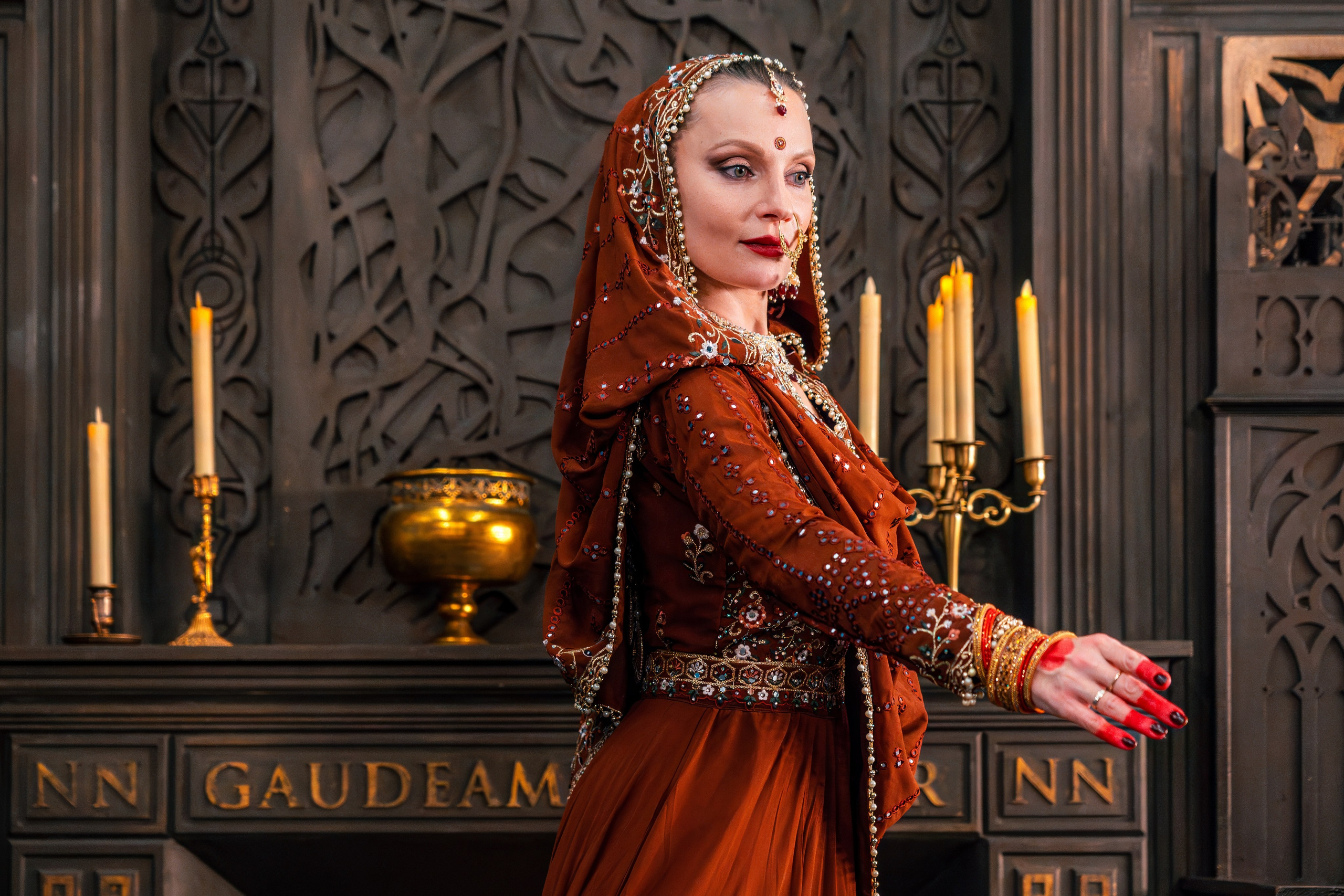 Съемка в Индийском стиле. Легкая фотография