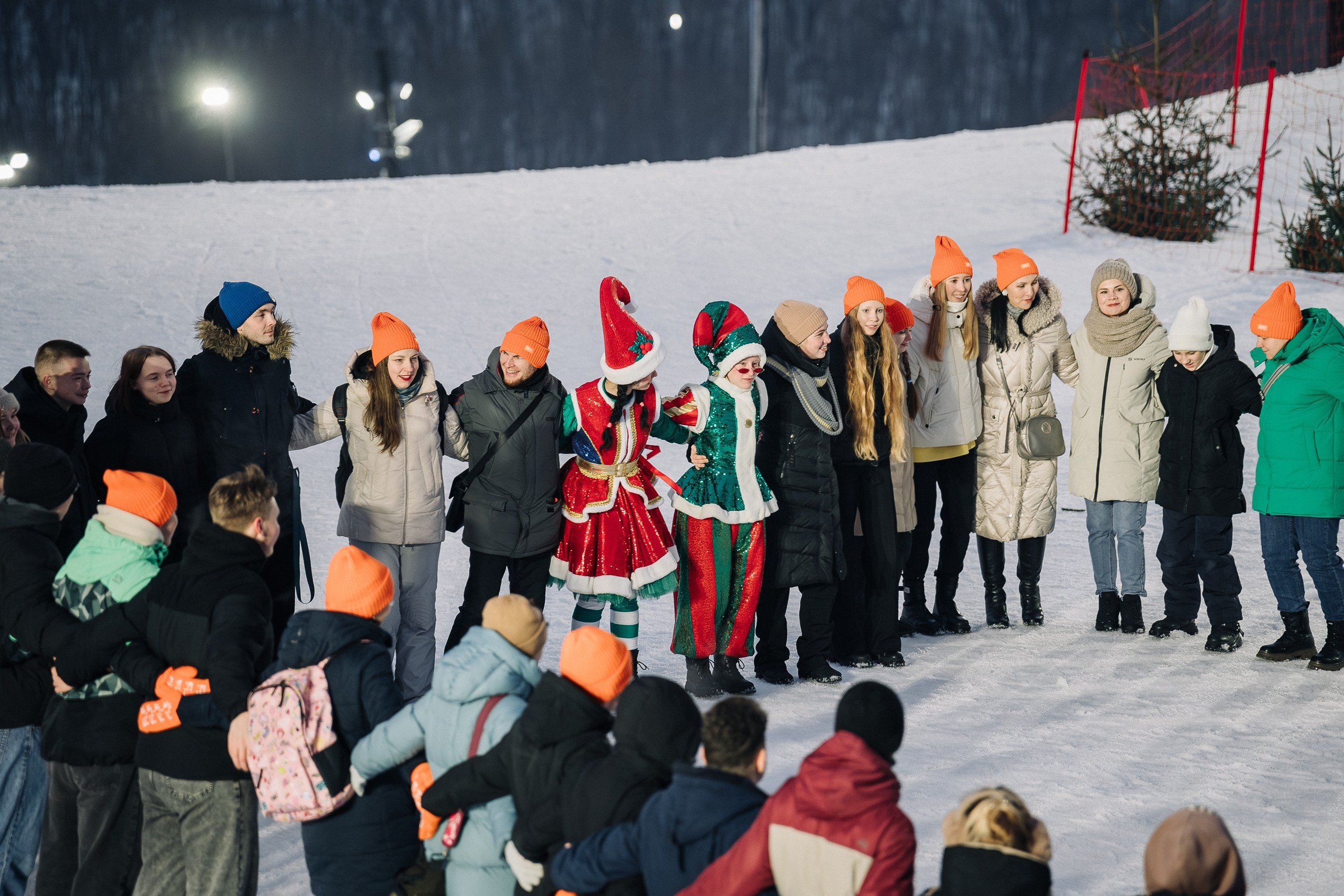 Награждение волонтерского корпуса 650-летия города Киров. Репортажный фотограф в Кирове Александр Лутошкин