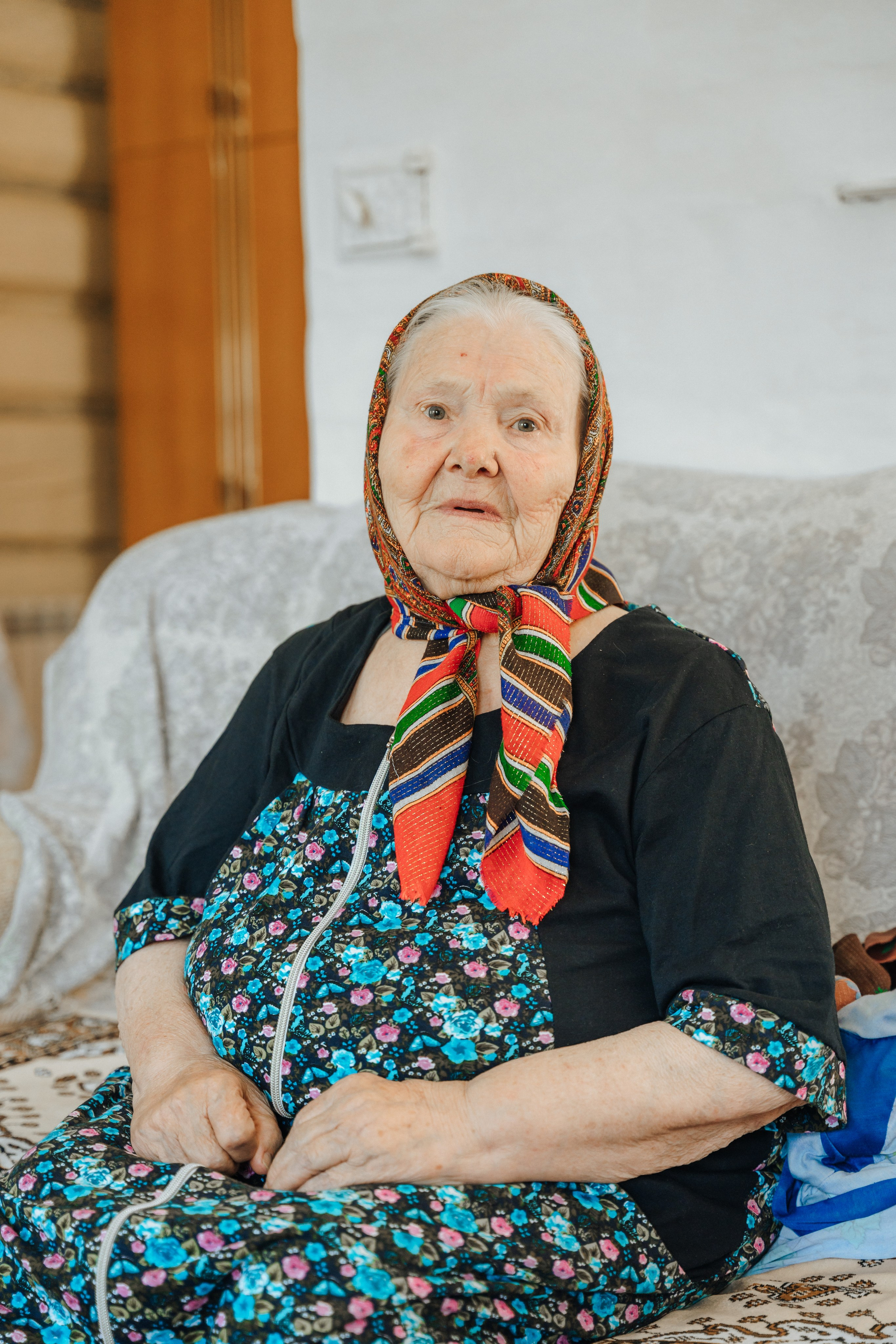 Связь поколений. А у дедушки с бабушкой юбилей